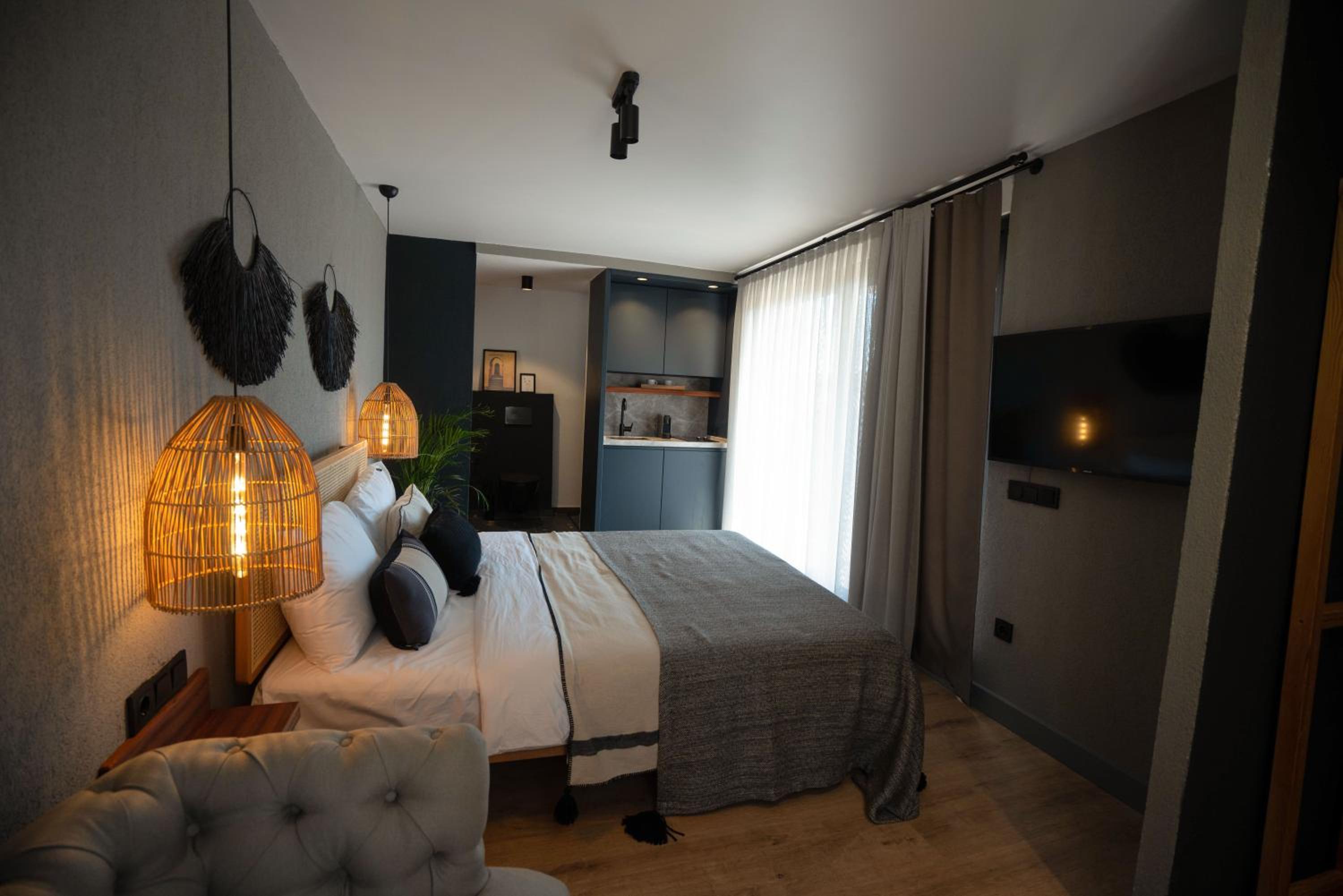 Alp Suites Pinehill view 2
