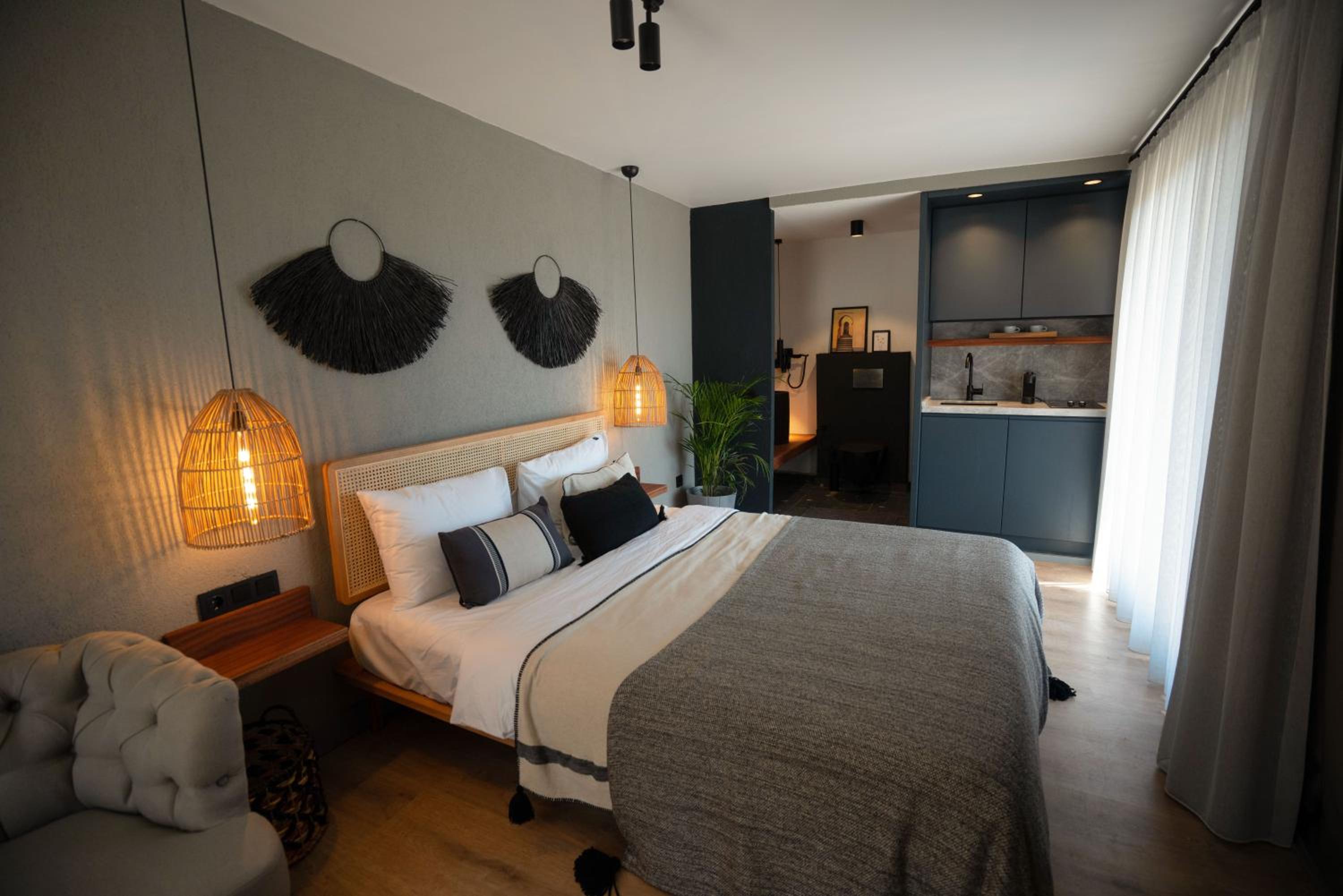 Alp Suites Pinehill view 5