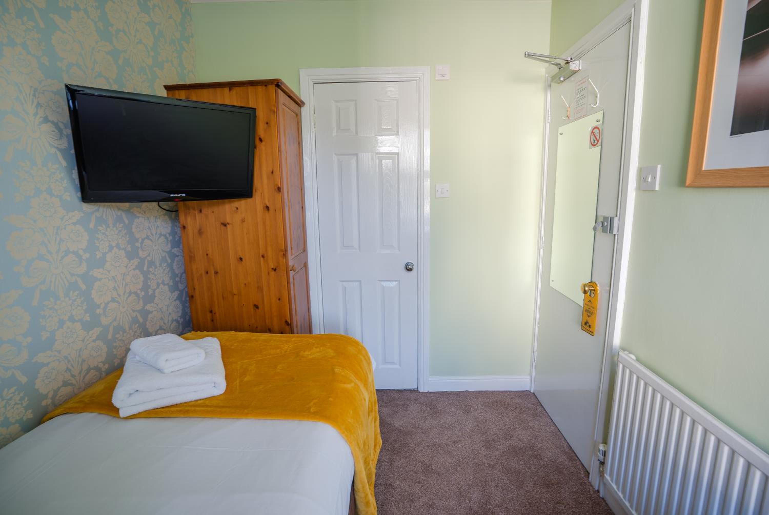 The Cottage - Room Only