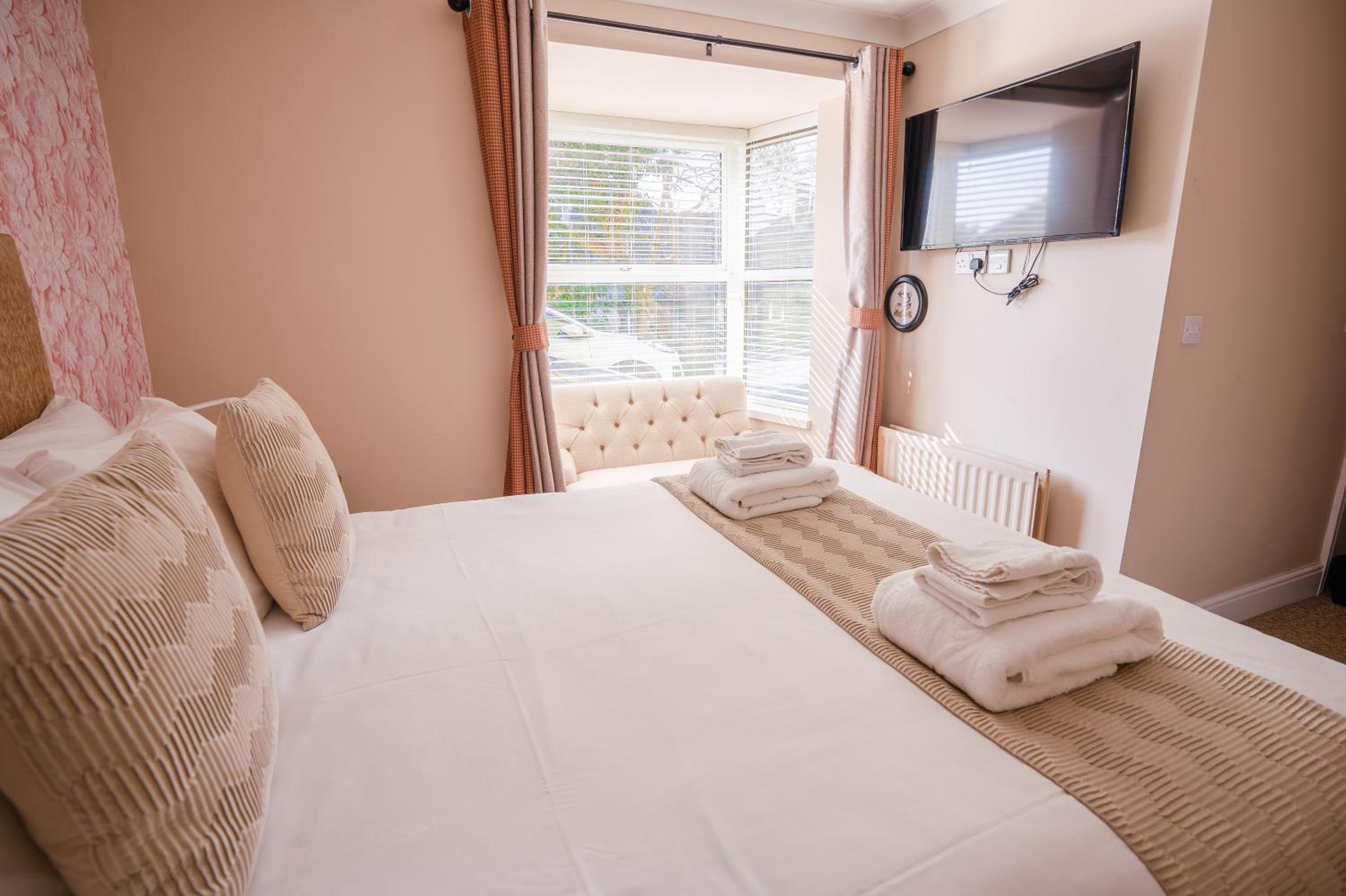 The Cottage - Room Only