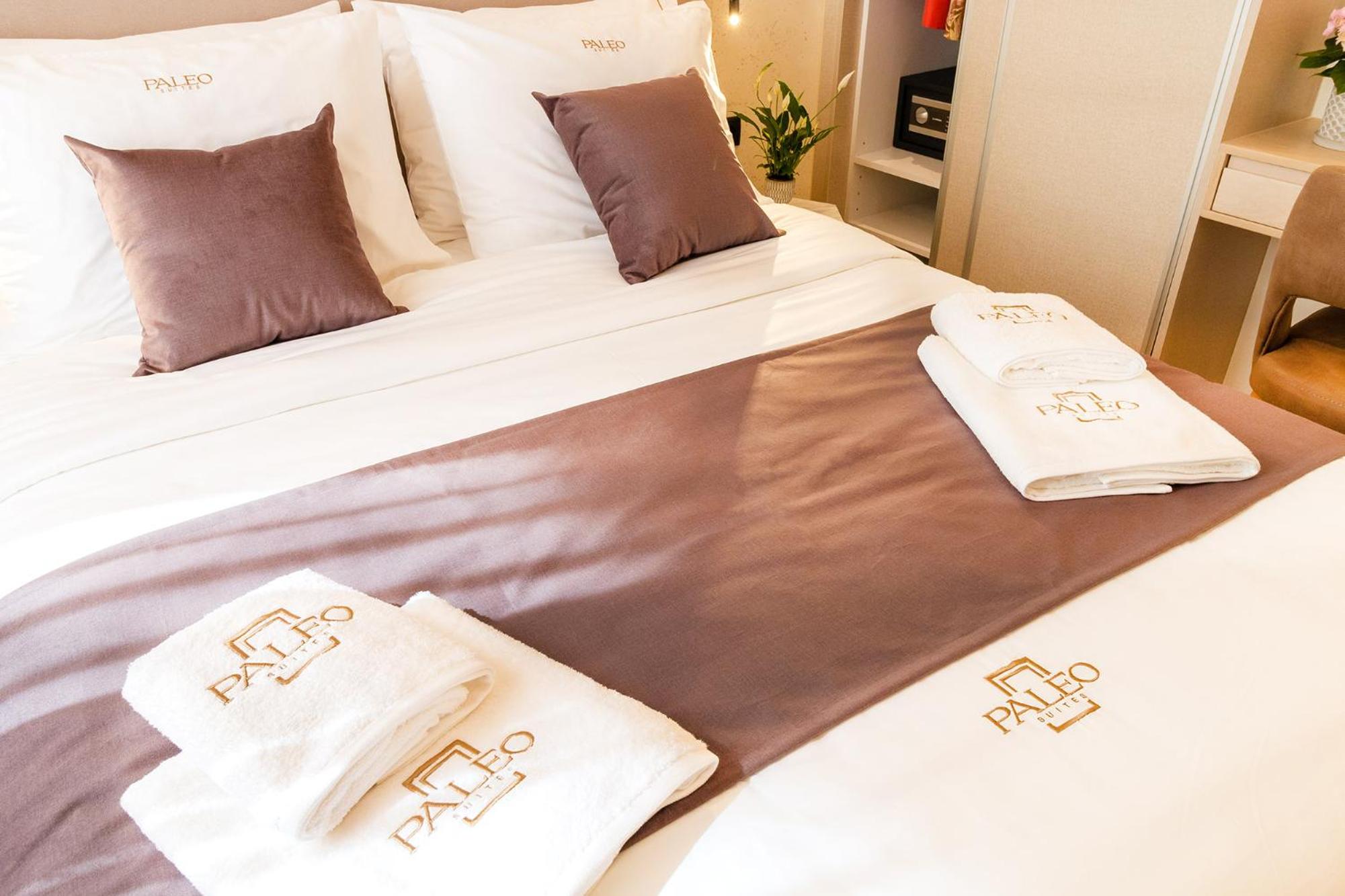 Paleo Suites