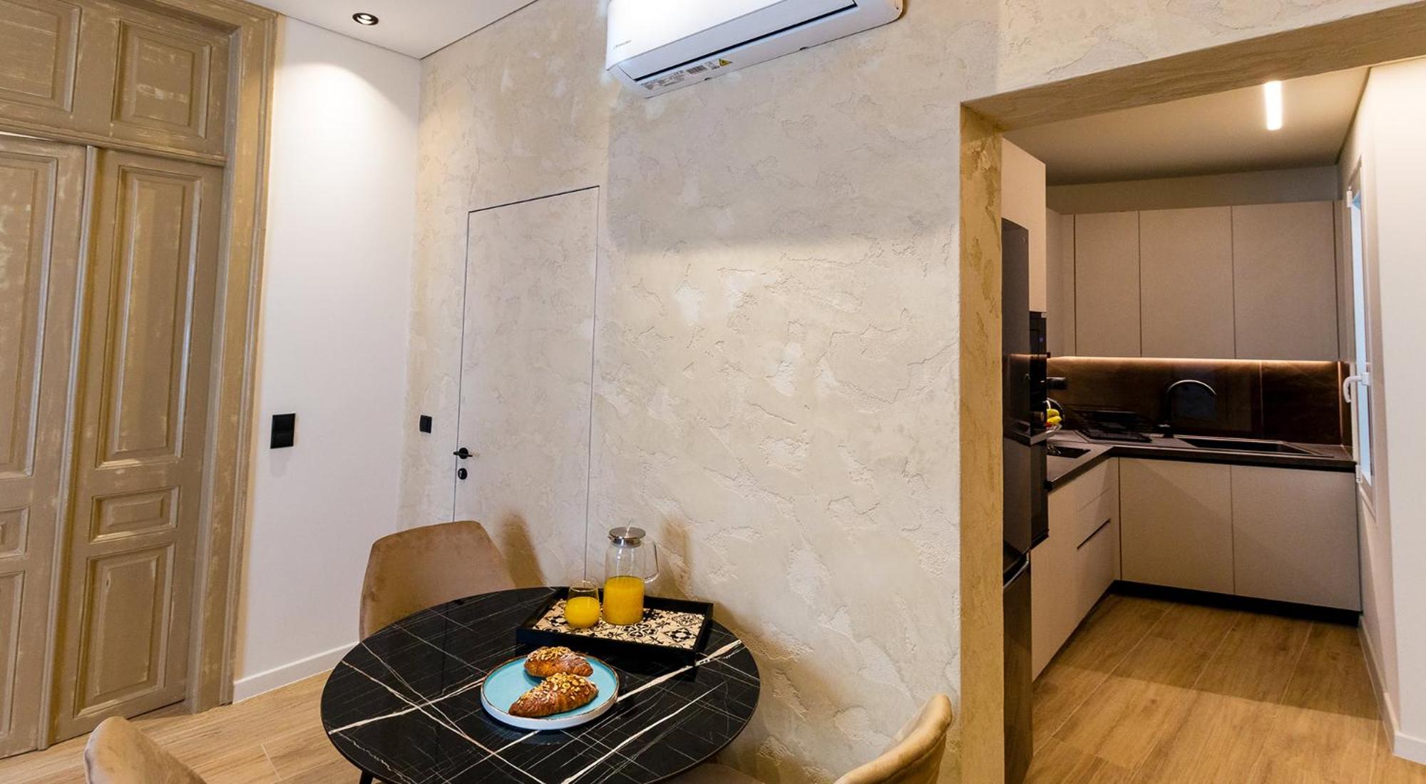 Paleo Suites