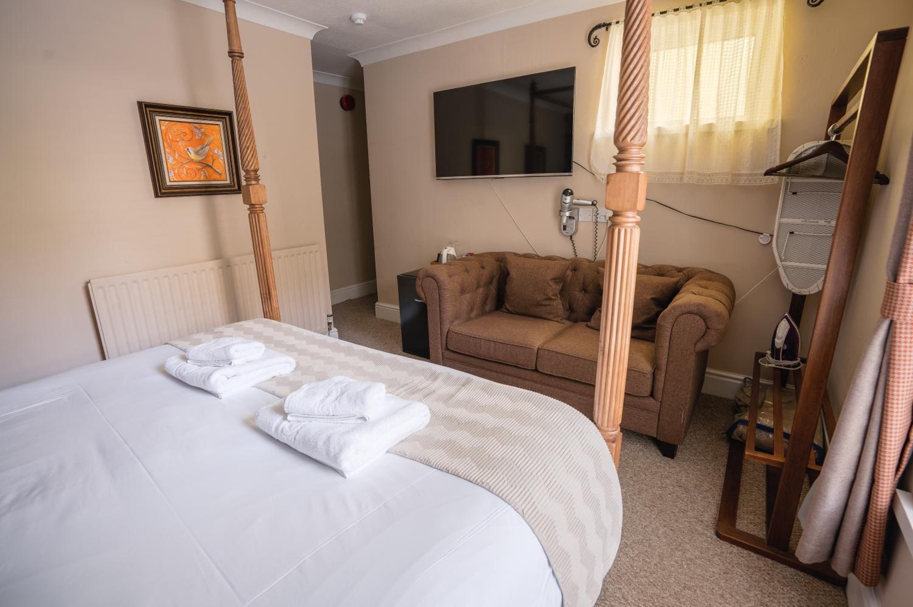 The Cottage - Room Only