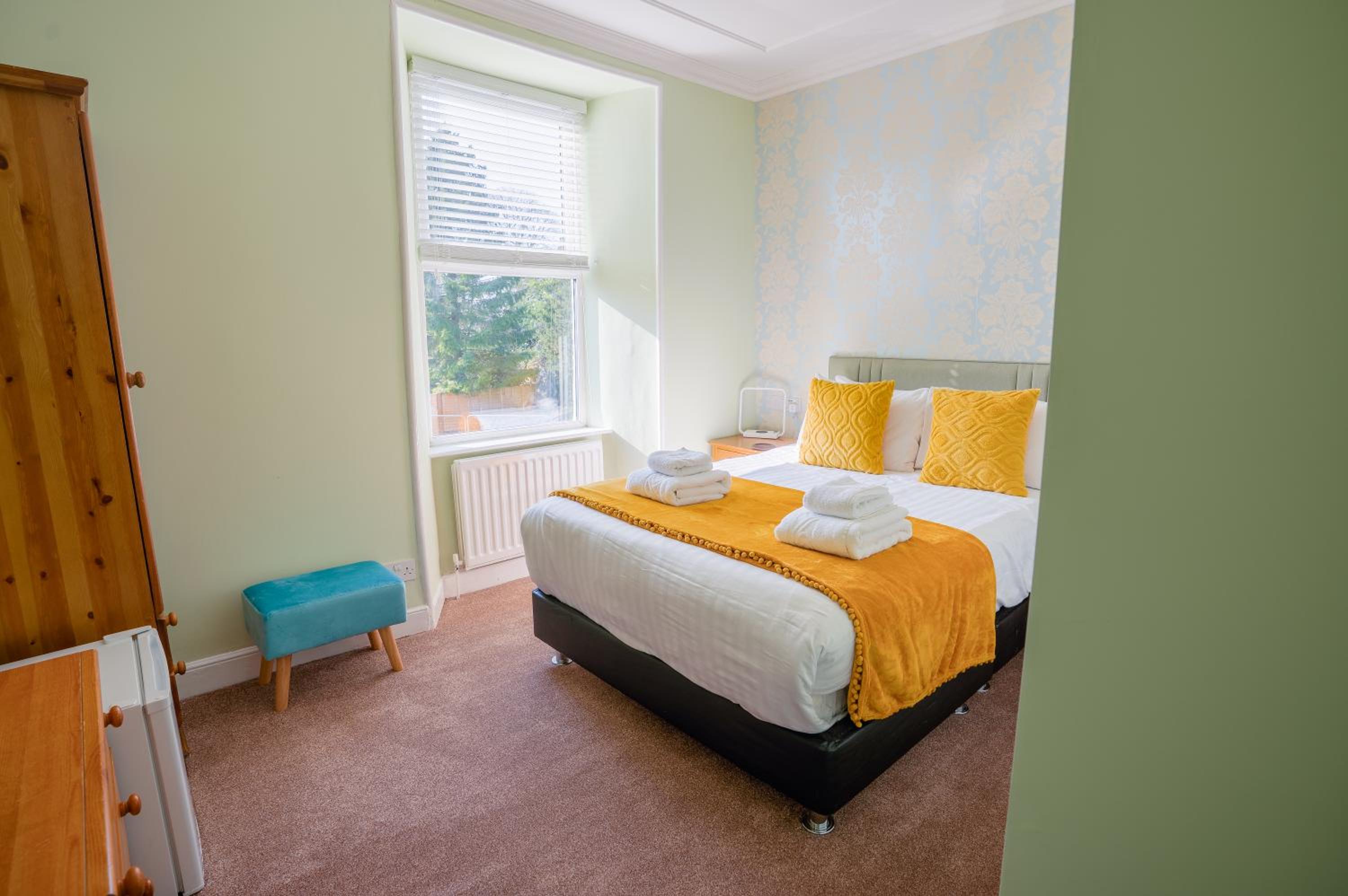 The Cottage - Room Only