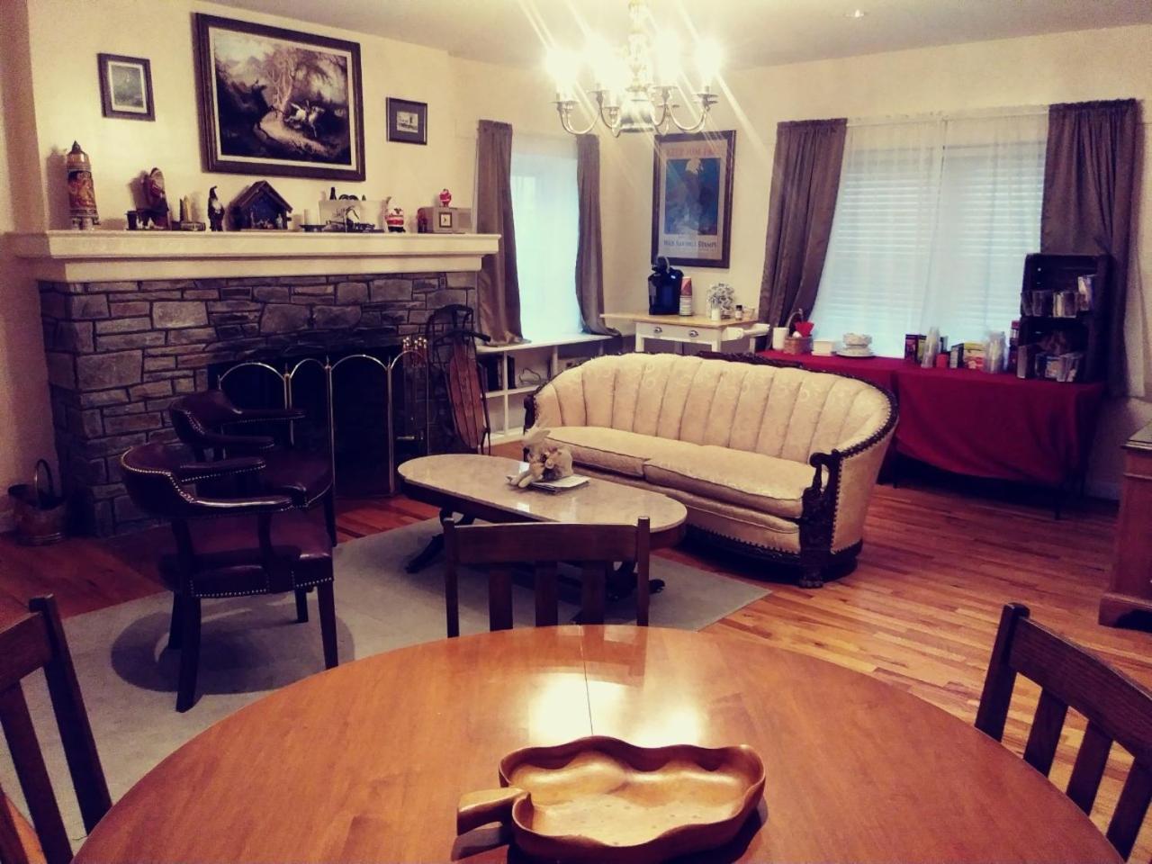 Sleepy Hollow Manor