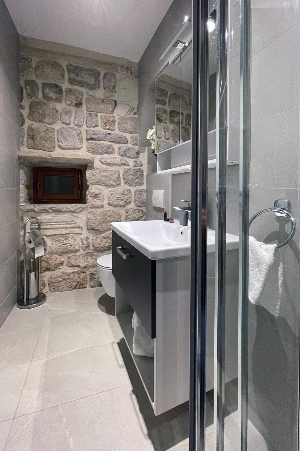 Dubrovnik Throne Suite II.