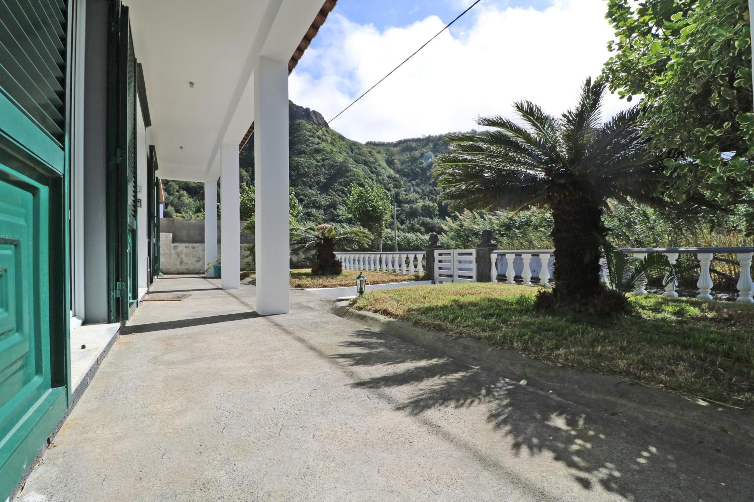 Casa das Vinhas view 2