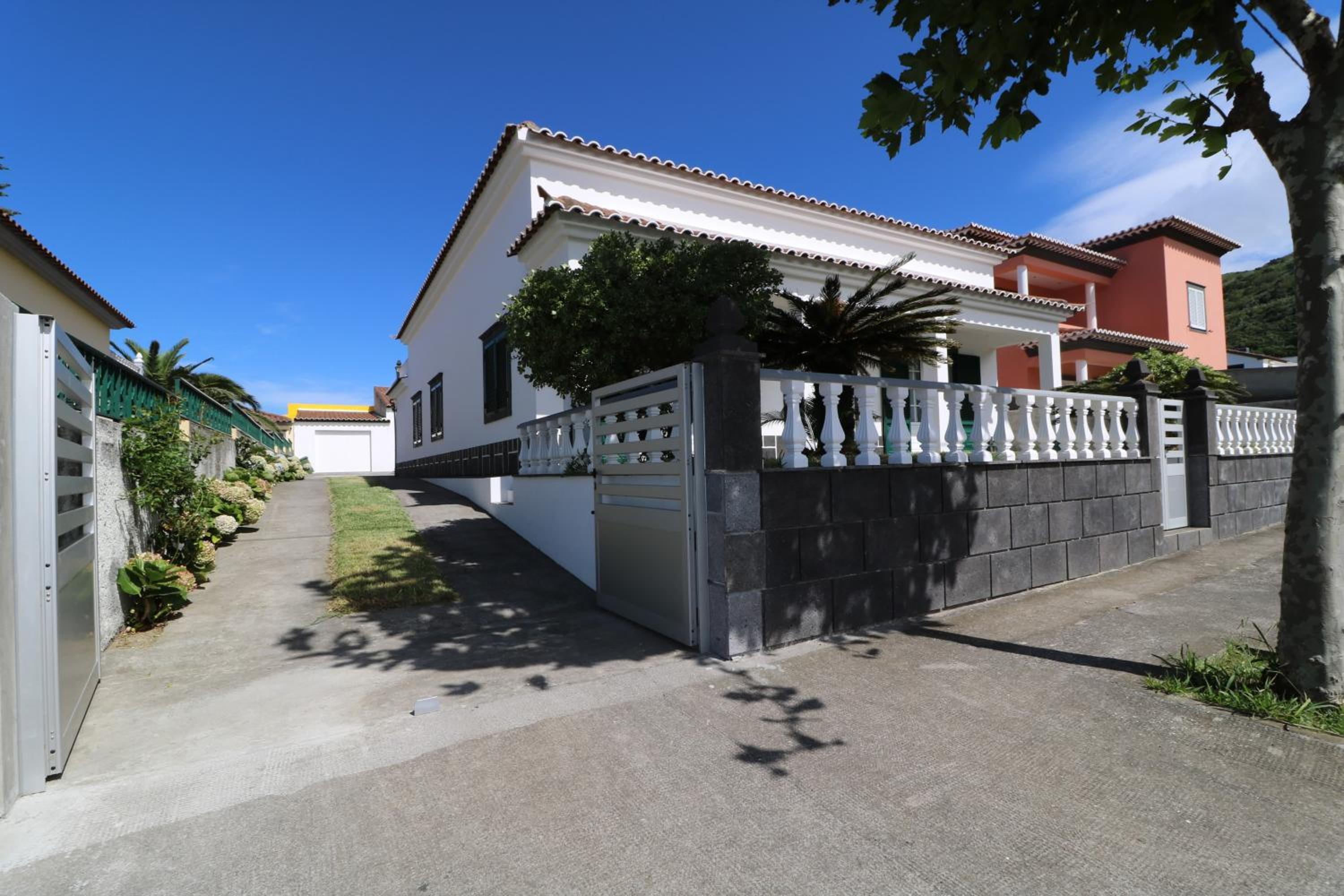 Casa das Vinhas view 5