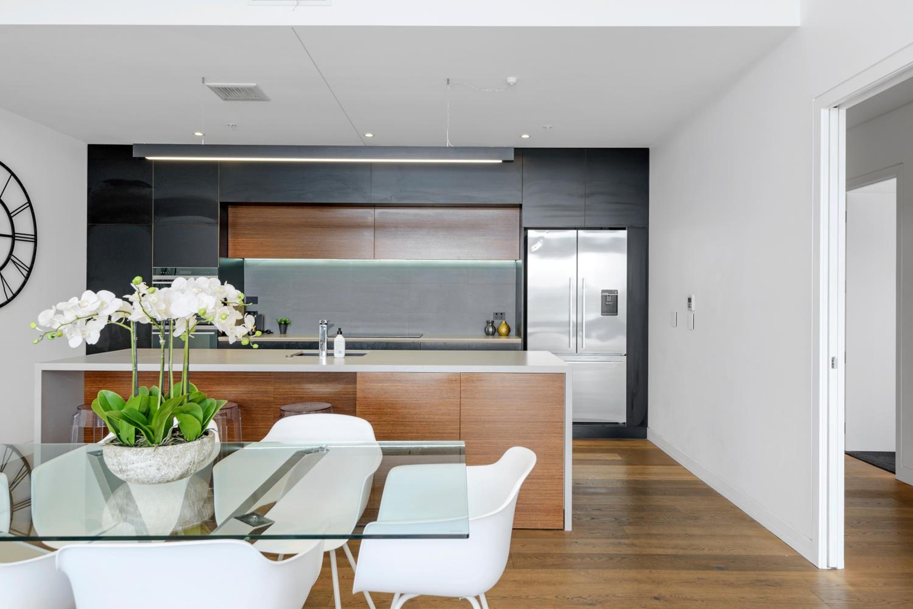 Penthouse in the City view 3