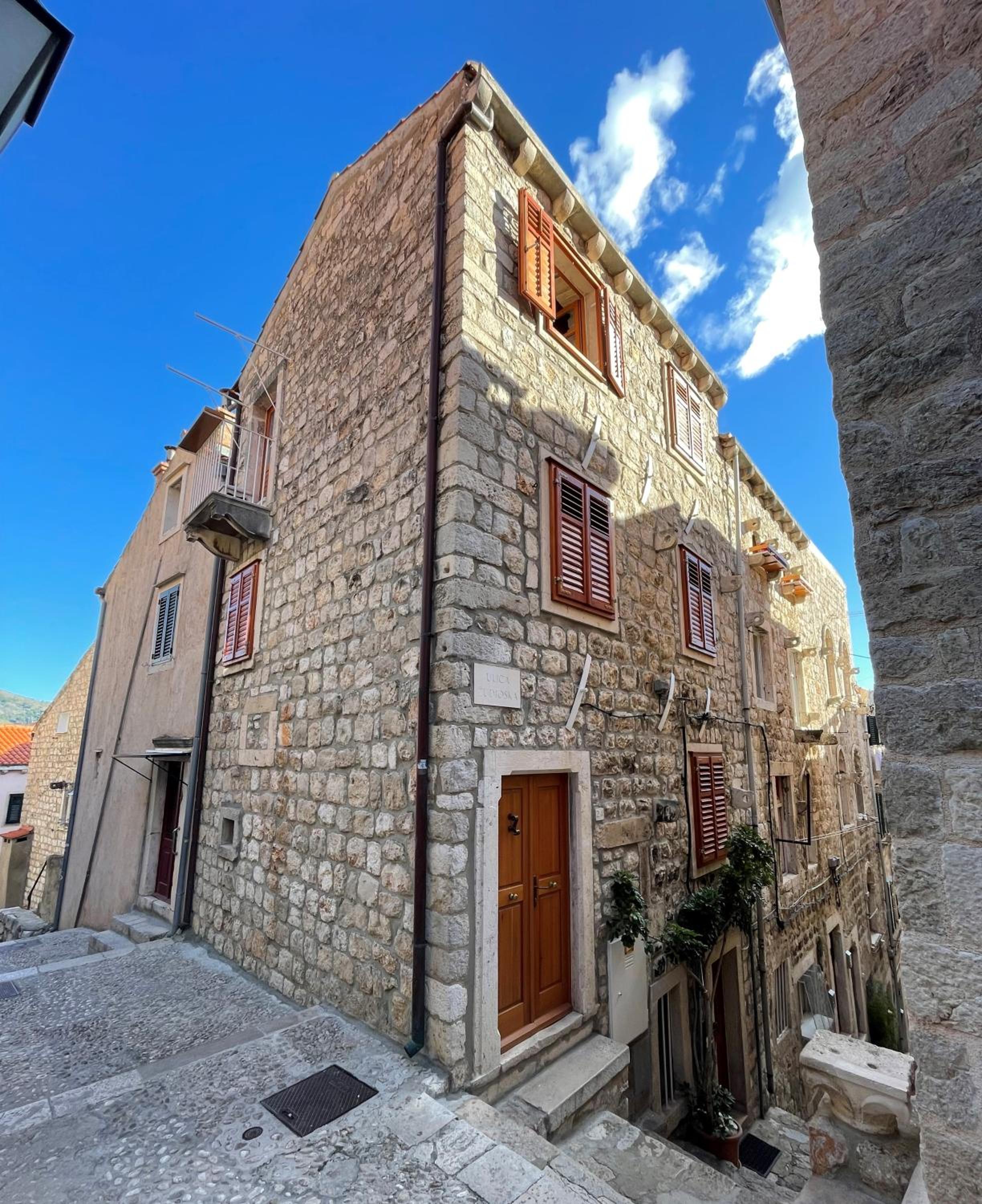 Dubrovnik Throne Suite III.