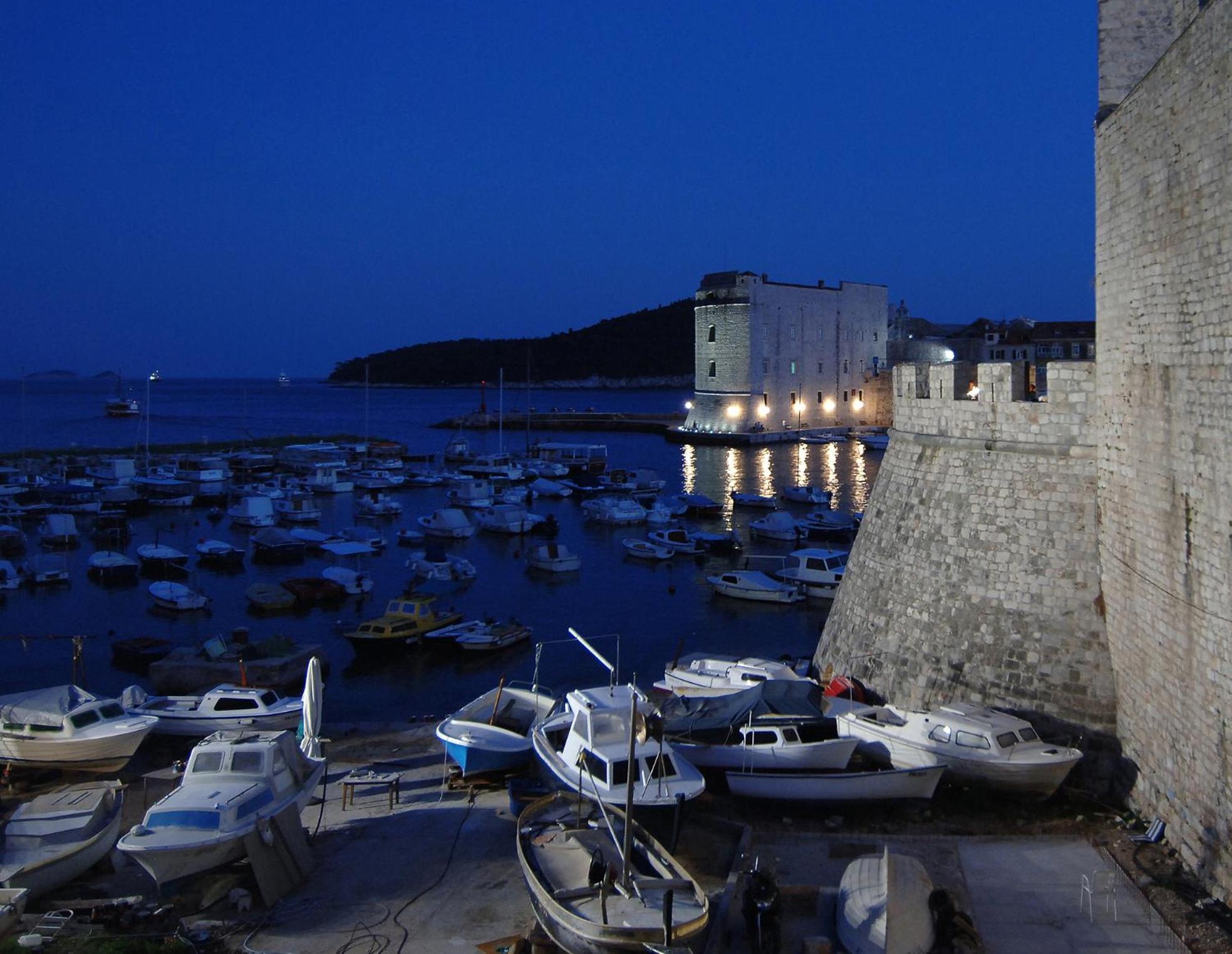 Dubrovnik Throne Suite III.
