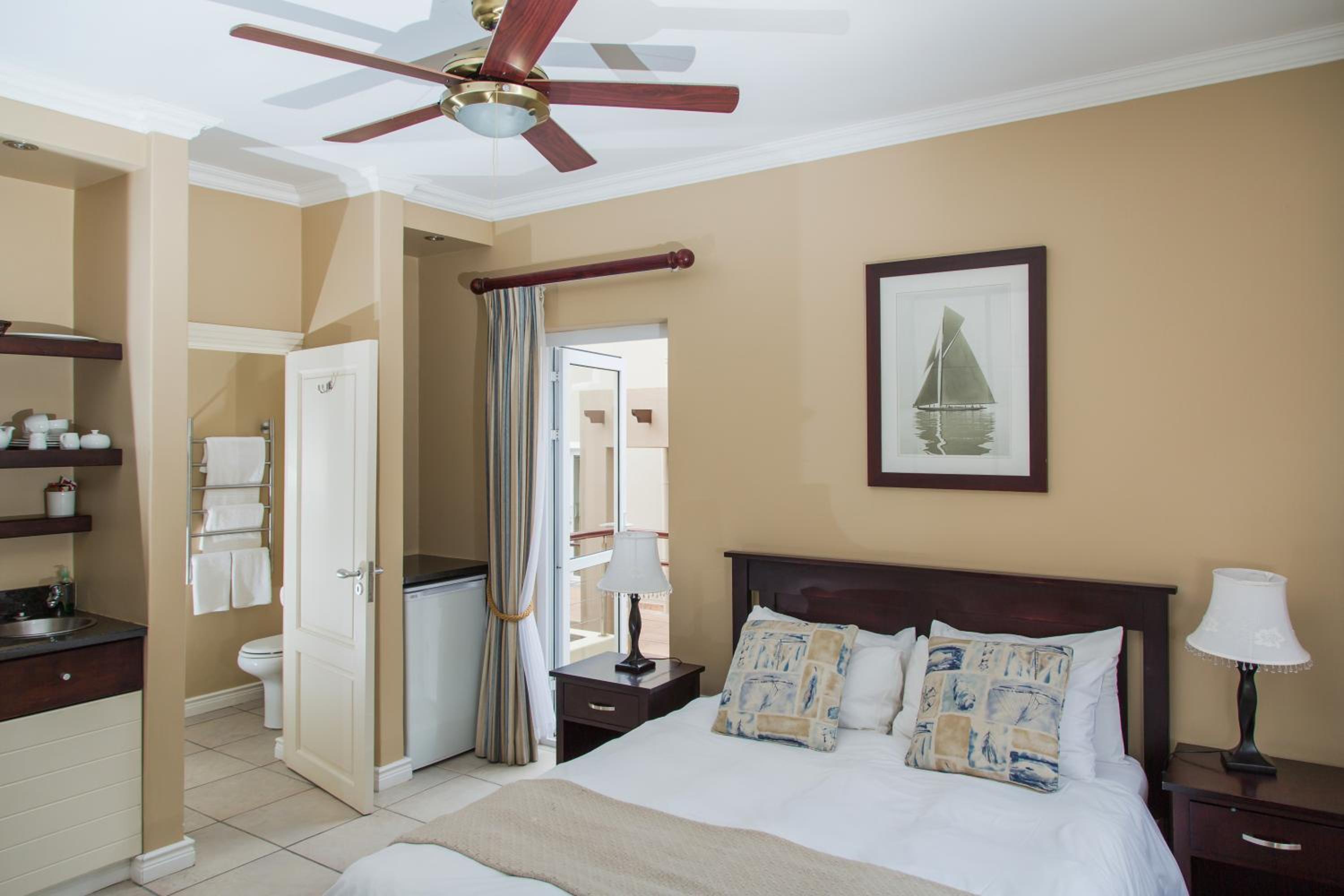 Sea View 3 bedrooms Villa in Brenton On The Rocks view 5