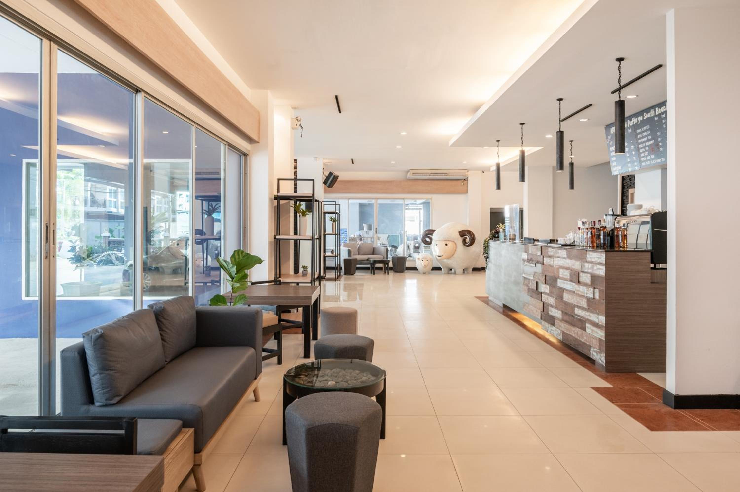 Kokotel Pattaya South Beach