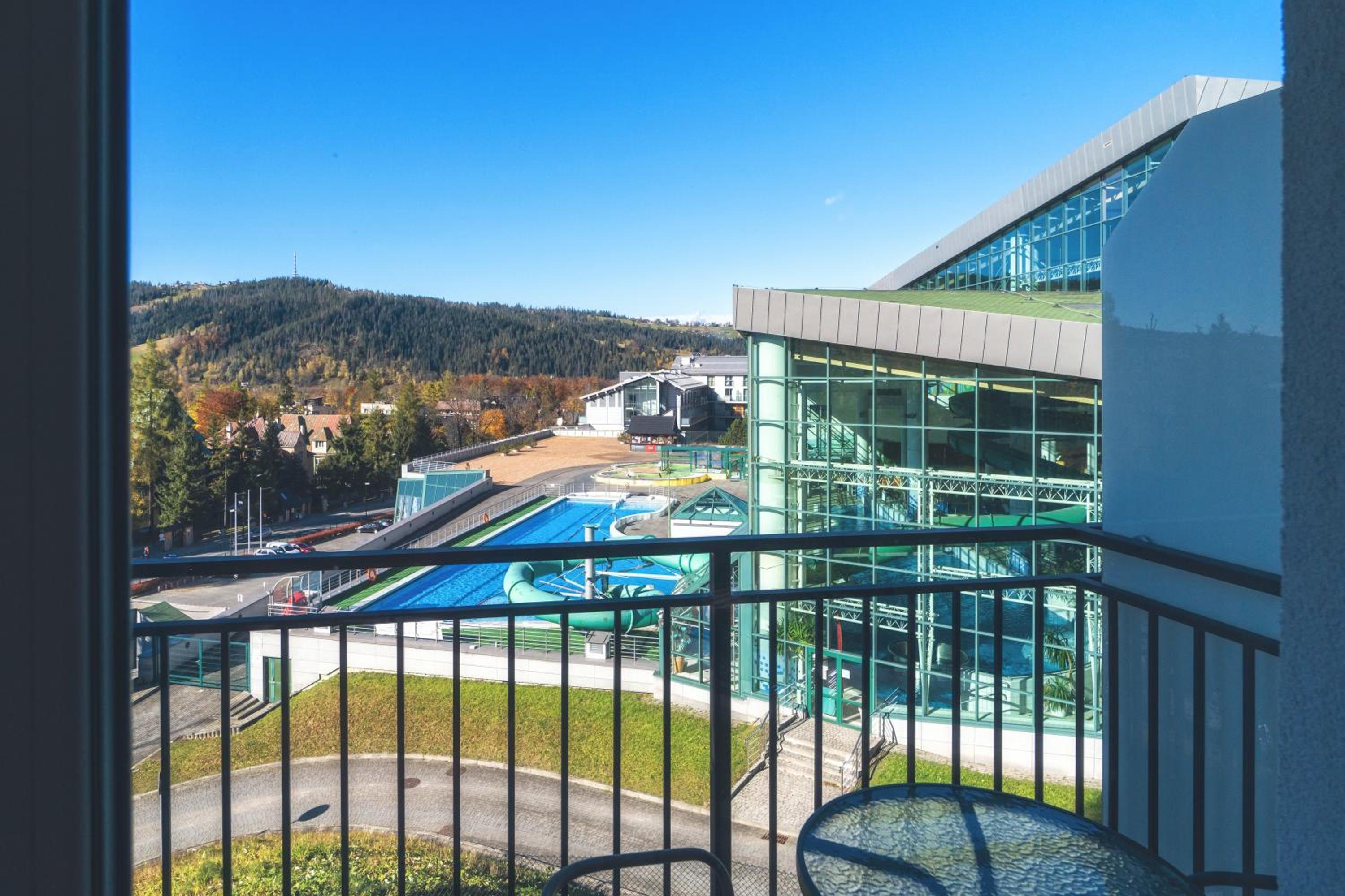 Photo 100