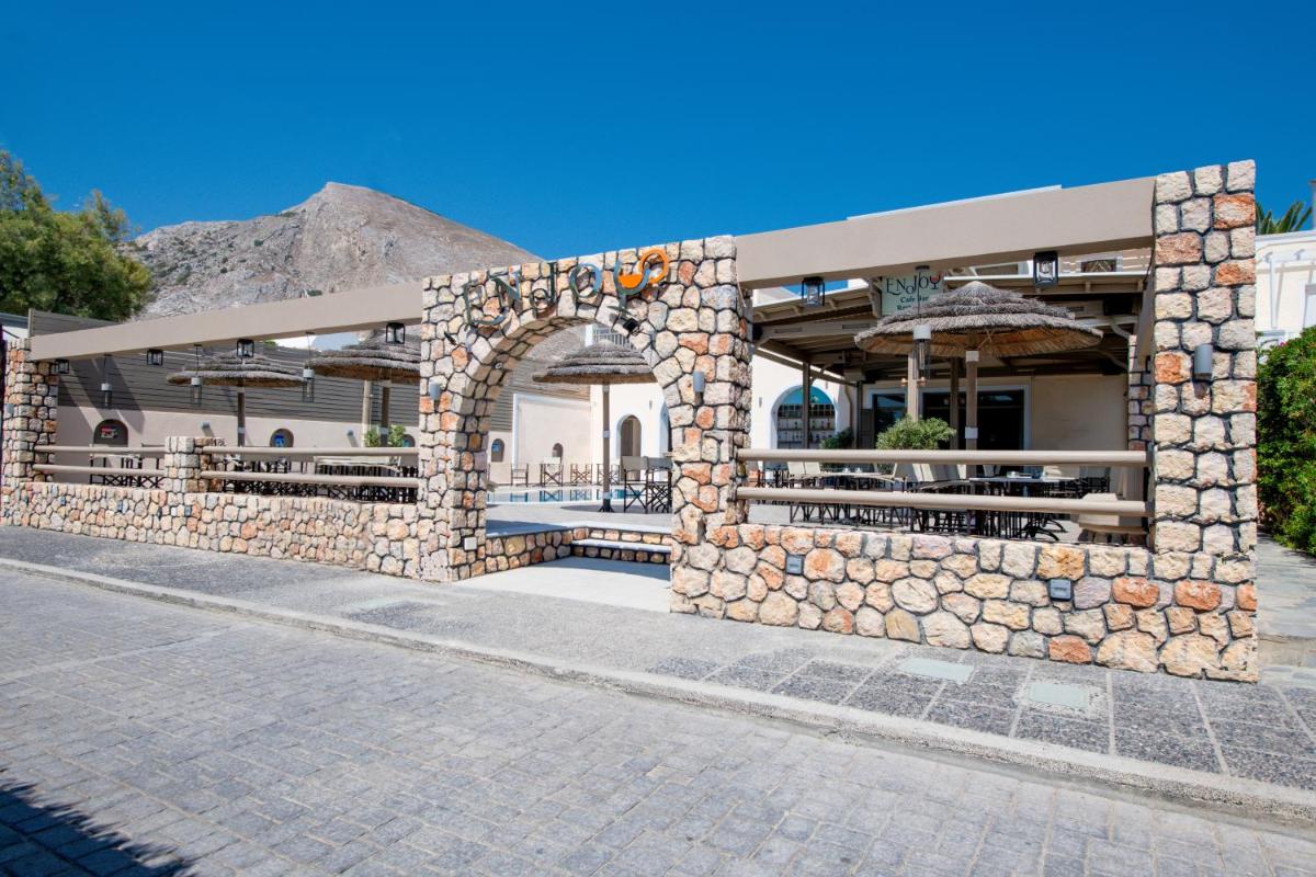 outdoor BBQ area