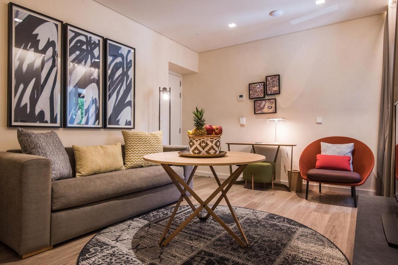 Suites Murillo Plaza Sta. Cruz - Image 3