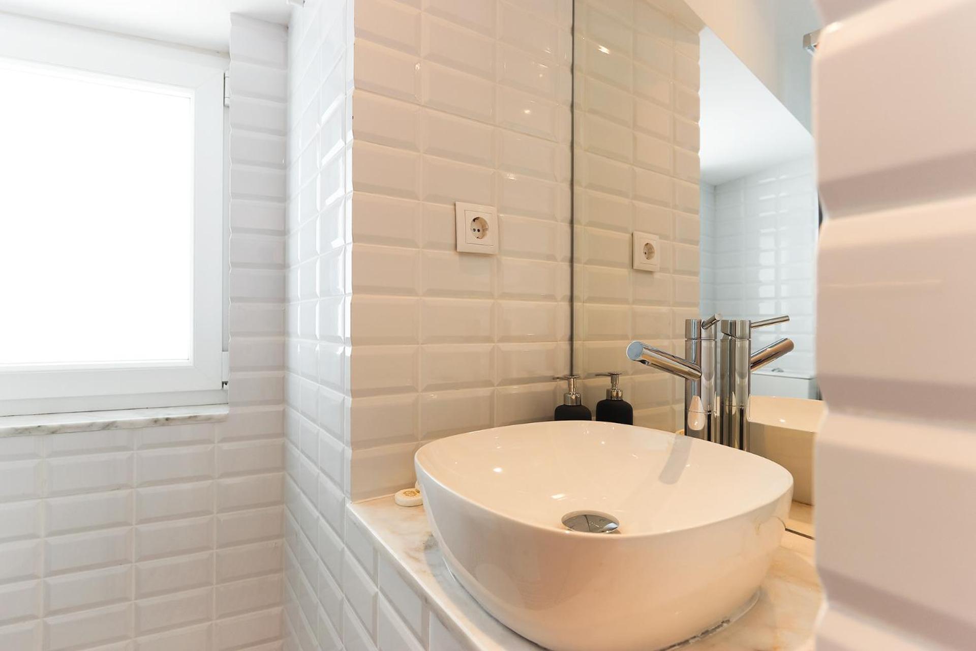 Alfama Suite by Homing