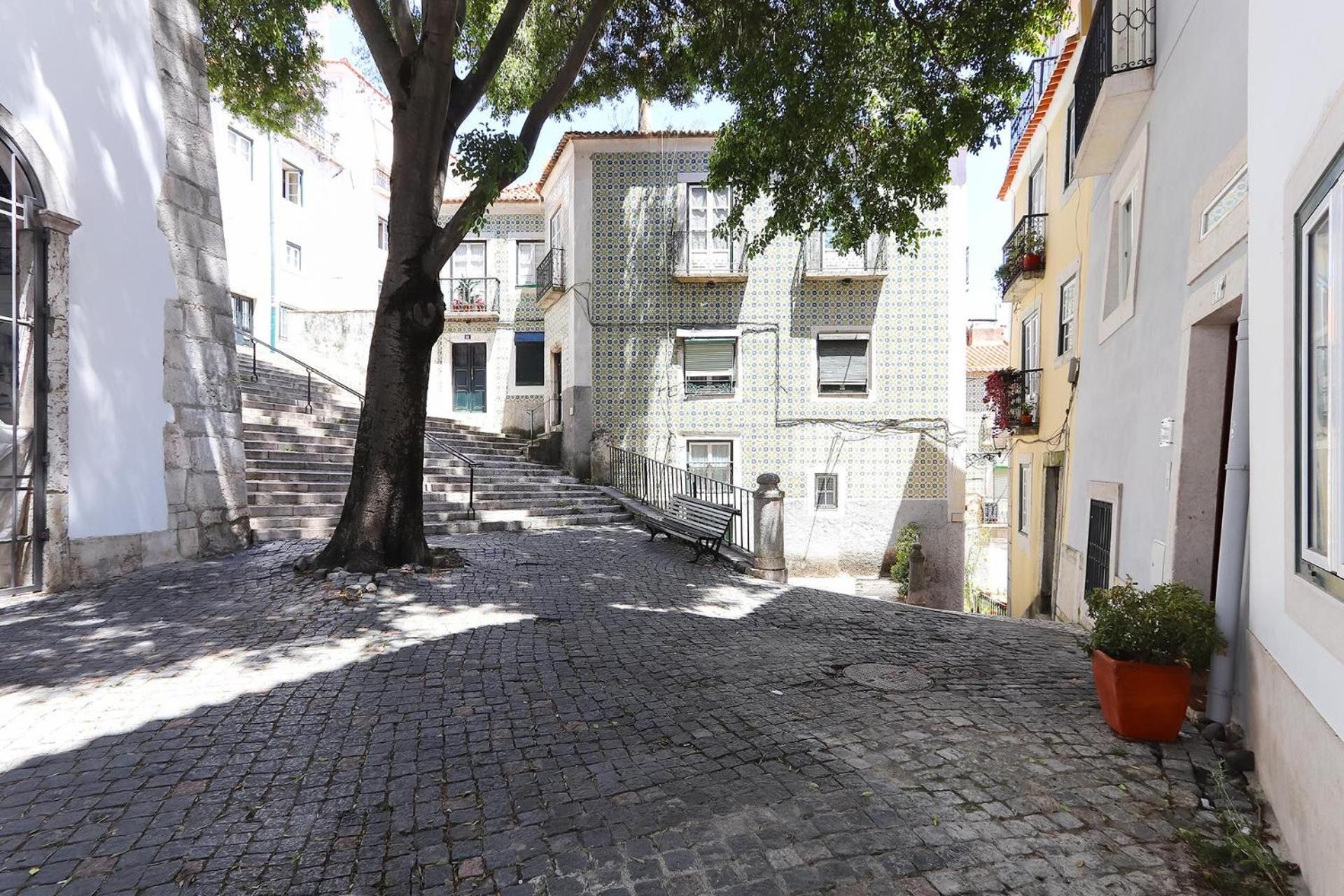Alfama Suite by Homing