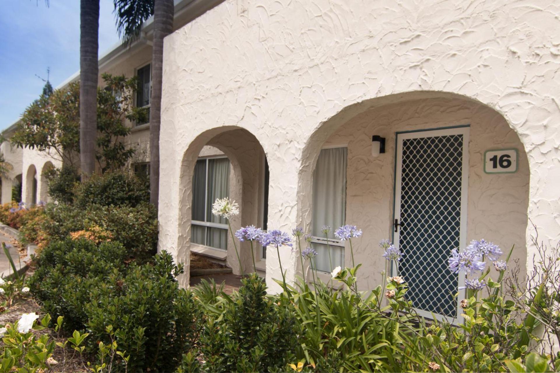 Villa Manyana - Coastal Getaway - Blueys Beach view 5
