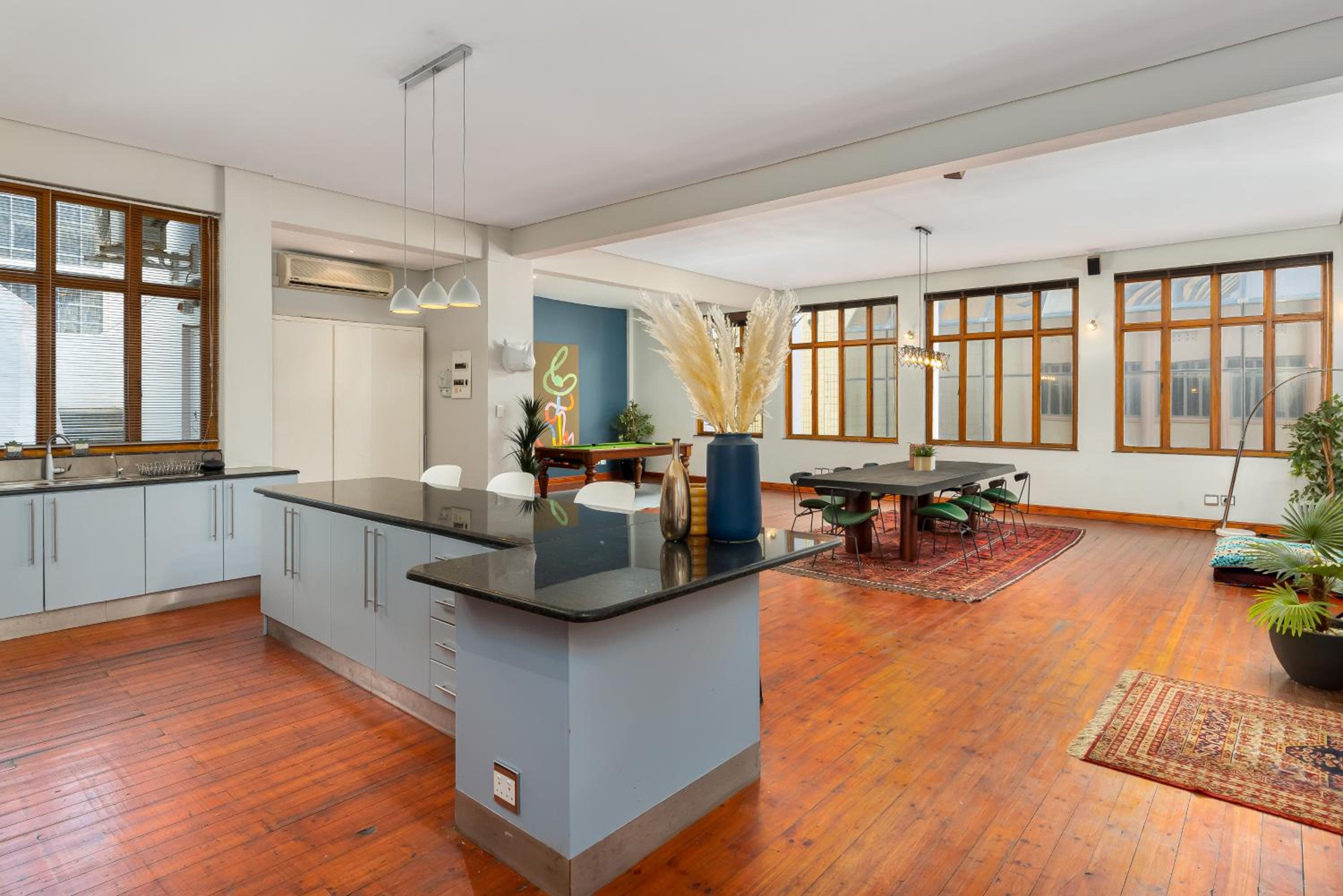 Inner City New York Style Loft, Pool Table