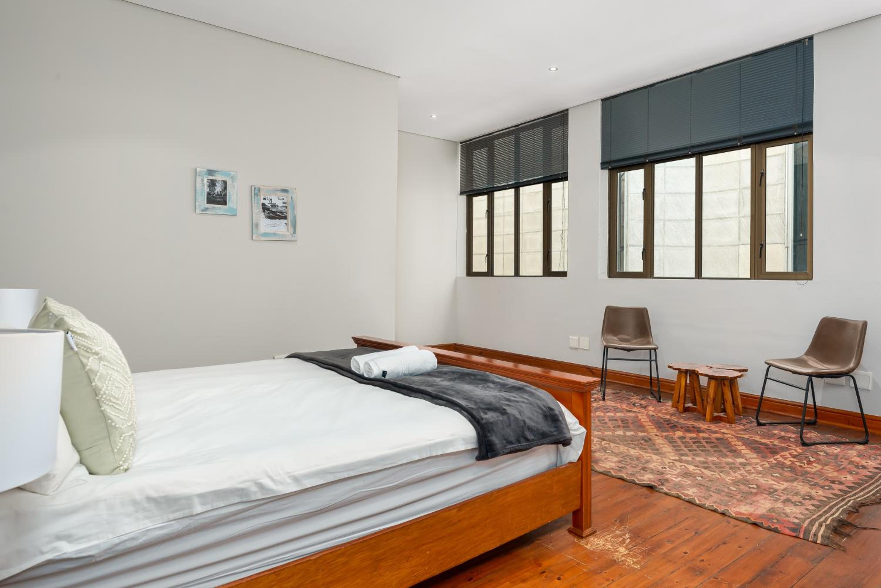Inner City New York Style Loft, Pool Table
