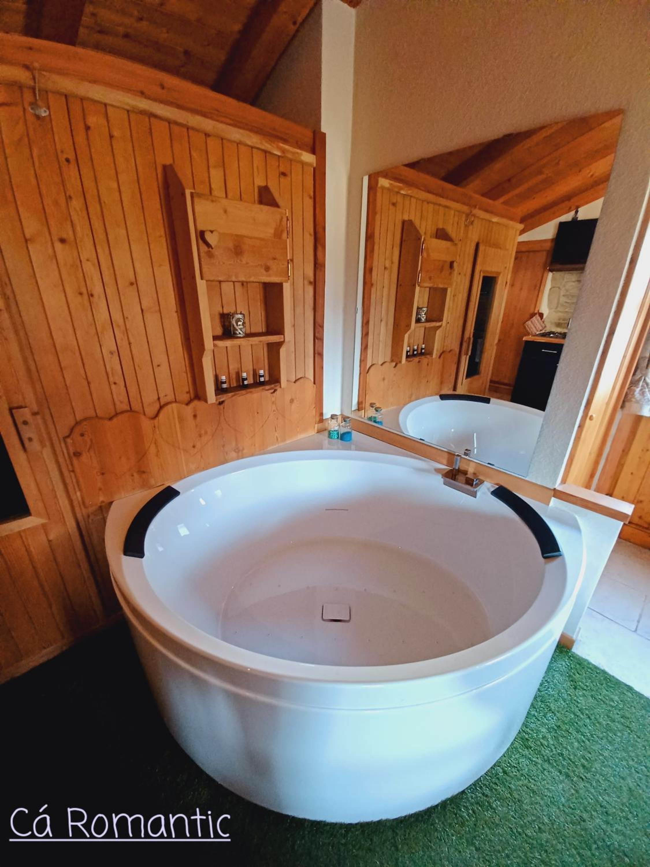 Romantic Spa view 5