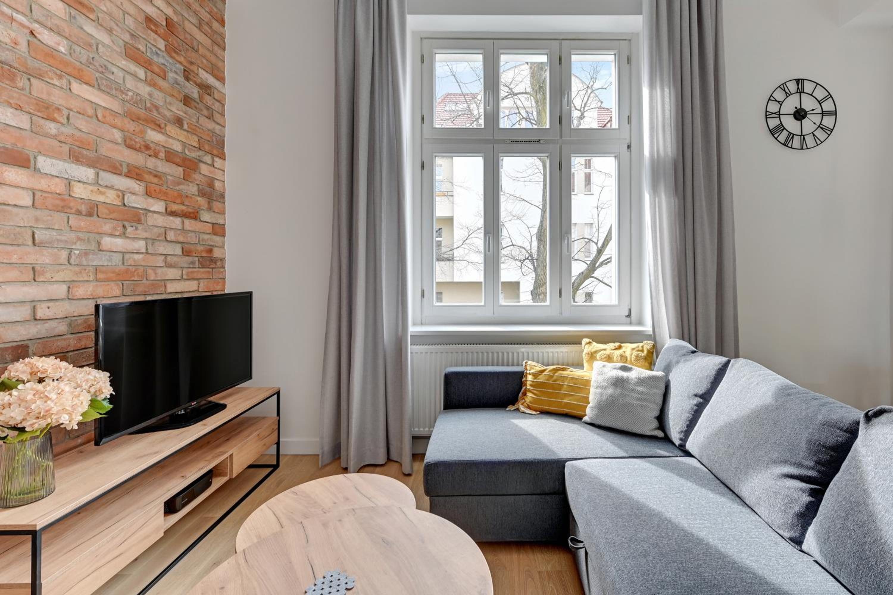 Grand Apartments - Two bedroom, 6 person city center apartment view 2