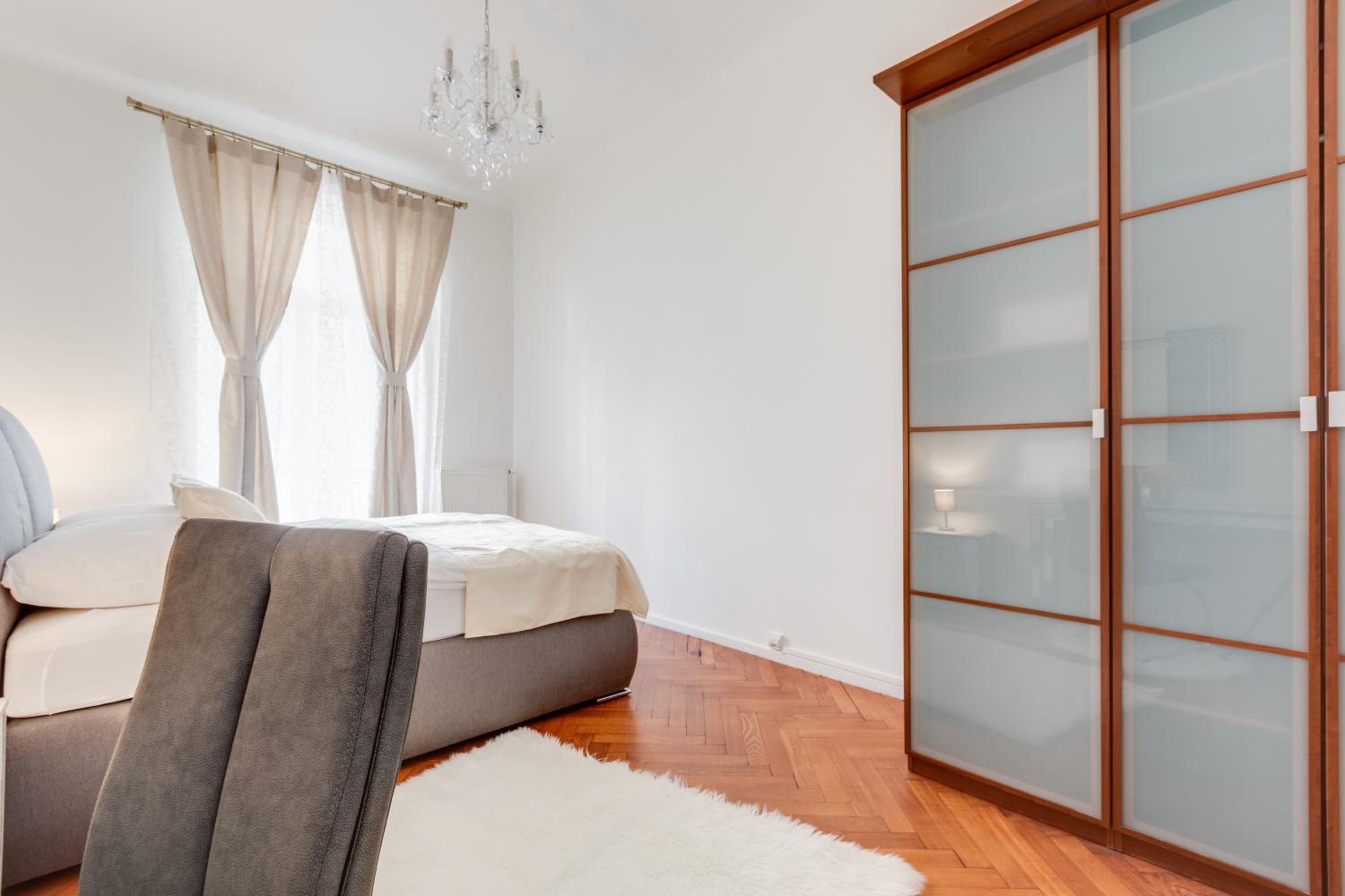 Luxury Riverside Apartments In The Center Of Prague