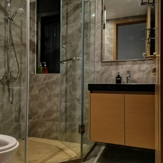 R&F Mall,Country Style Seaview 2 bedrooms