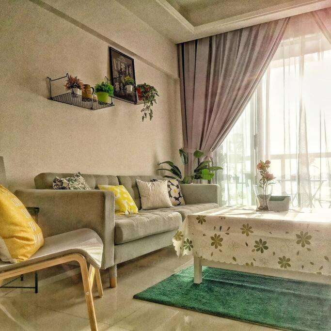 R&F Mall,Country Style Seaview 2 bedrooms