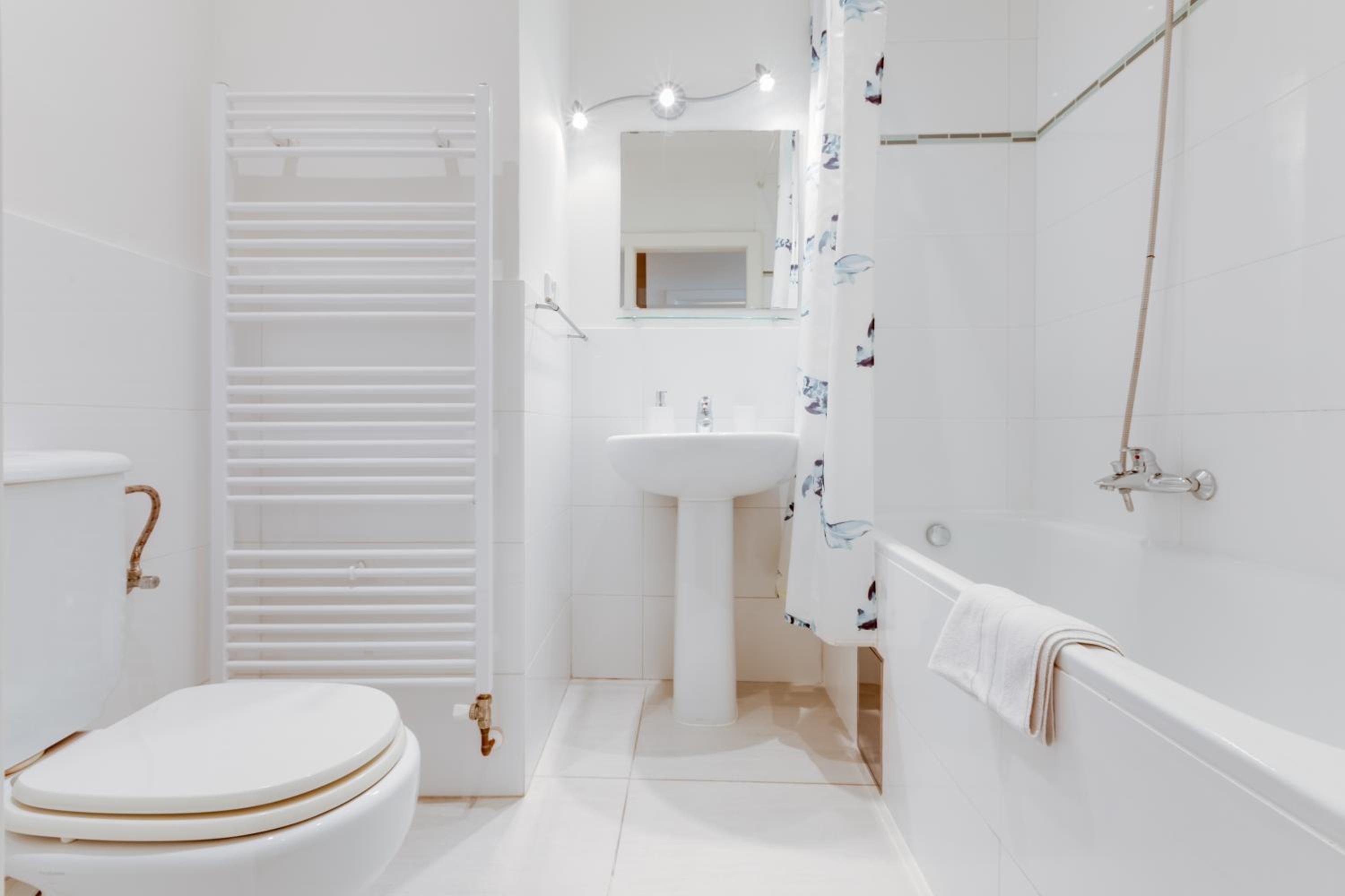 Luxury Riverside Apartments In The Center Of Prague