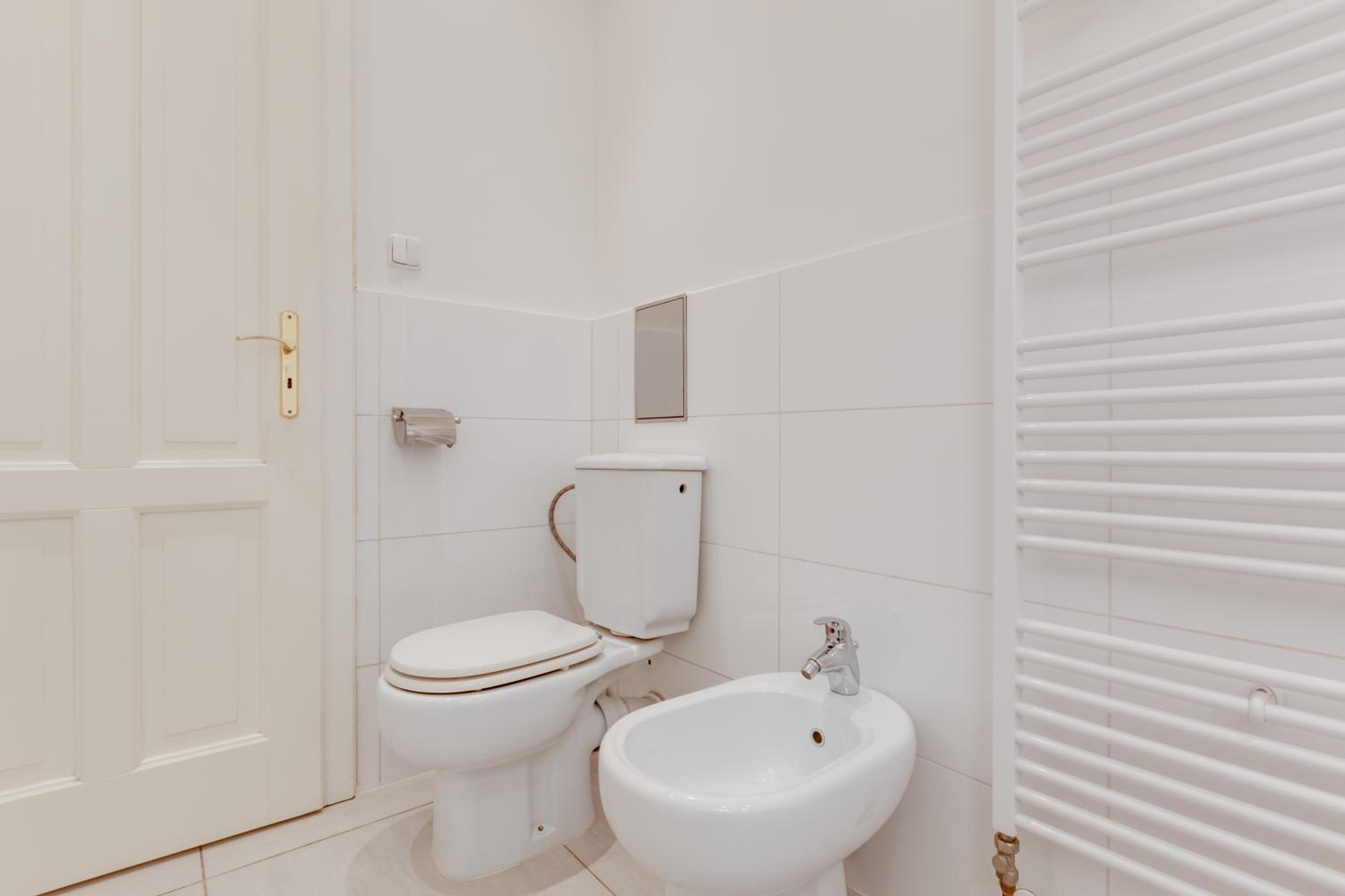 Luxury Riverside Apartments In The Center Of Prague