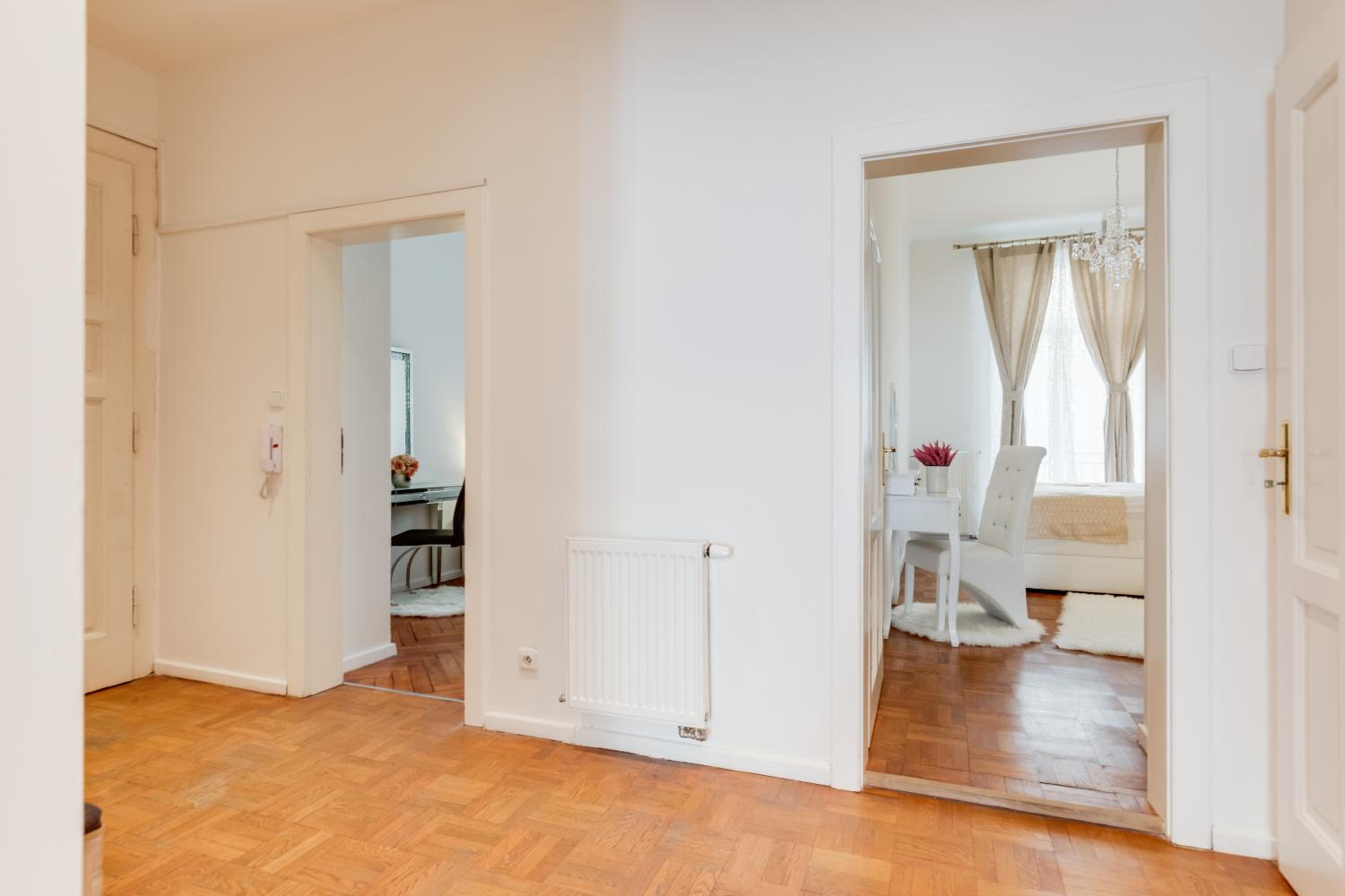 Luxury Riverside Apartments In The Center Of Prague