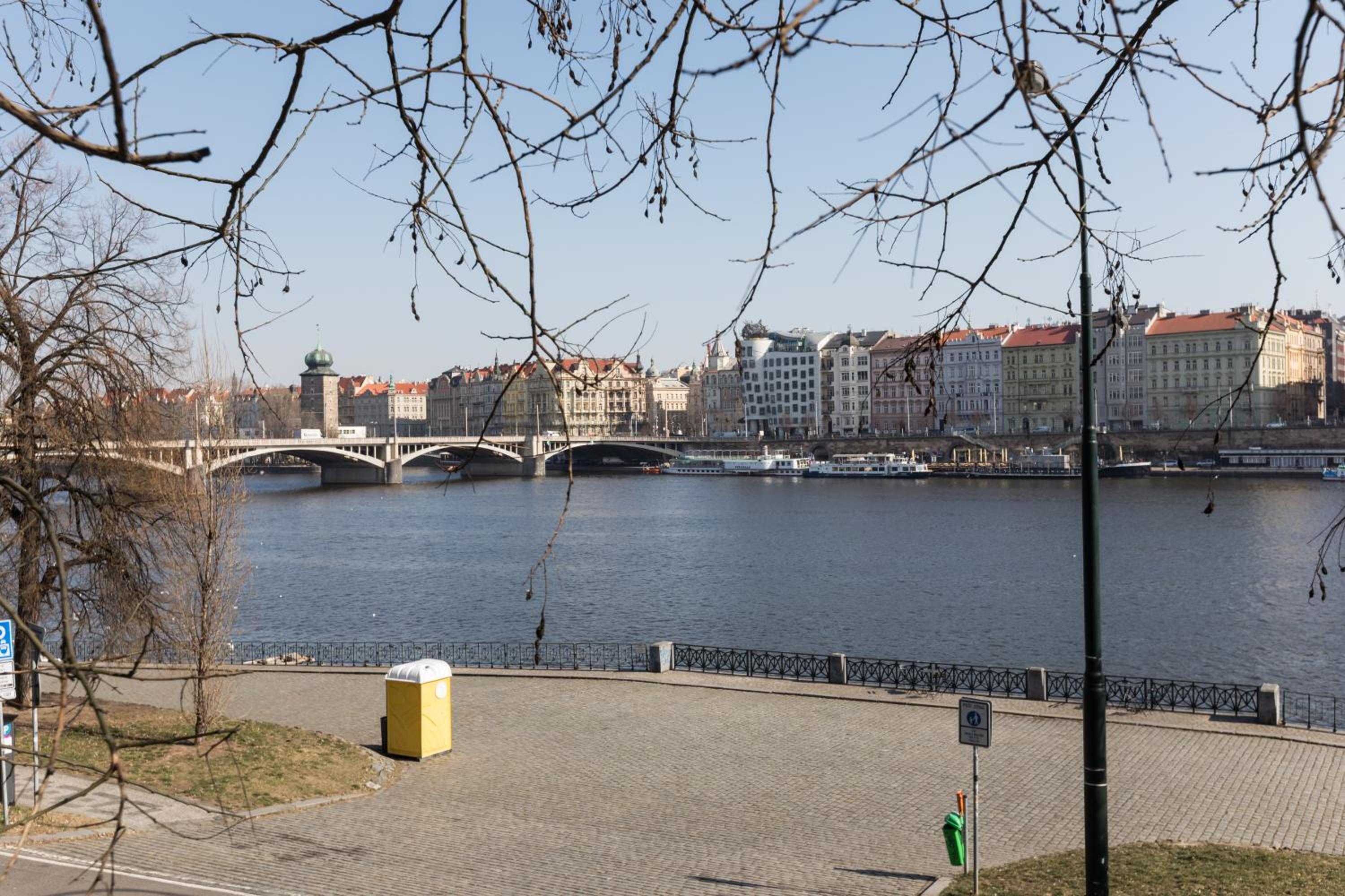 Luxury Riverside Apartments In The Center Of Prague