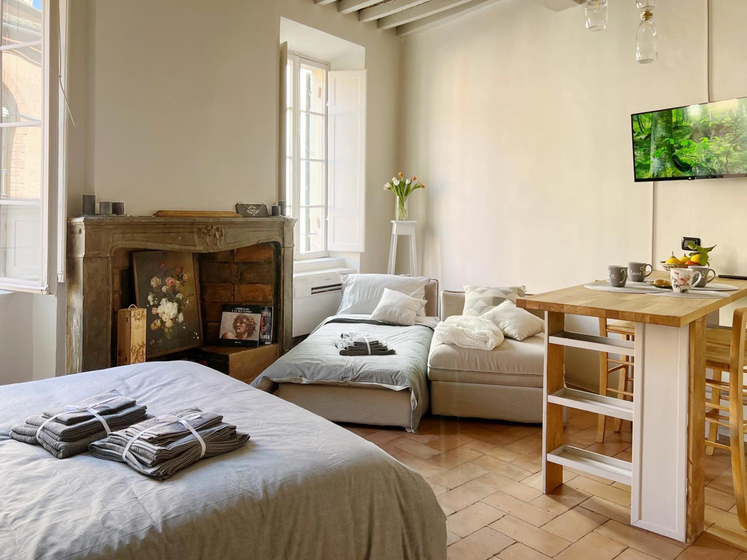 Lovely nest in Parma centro view 5