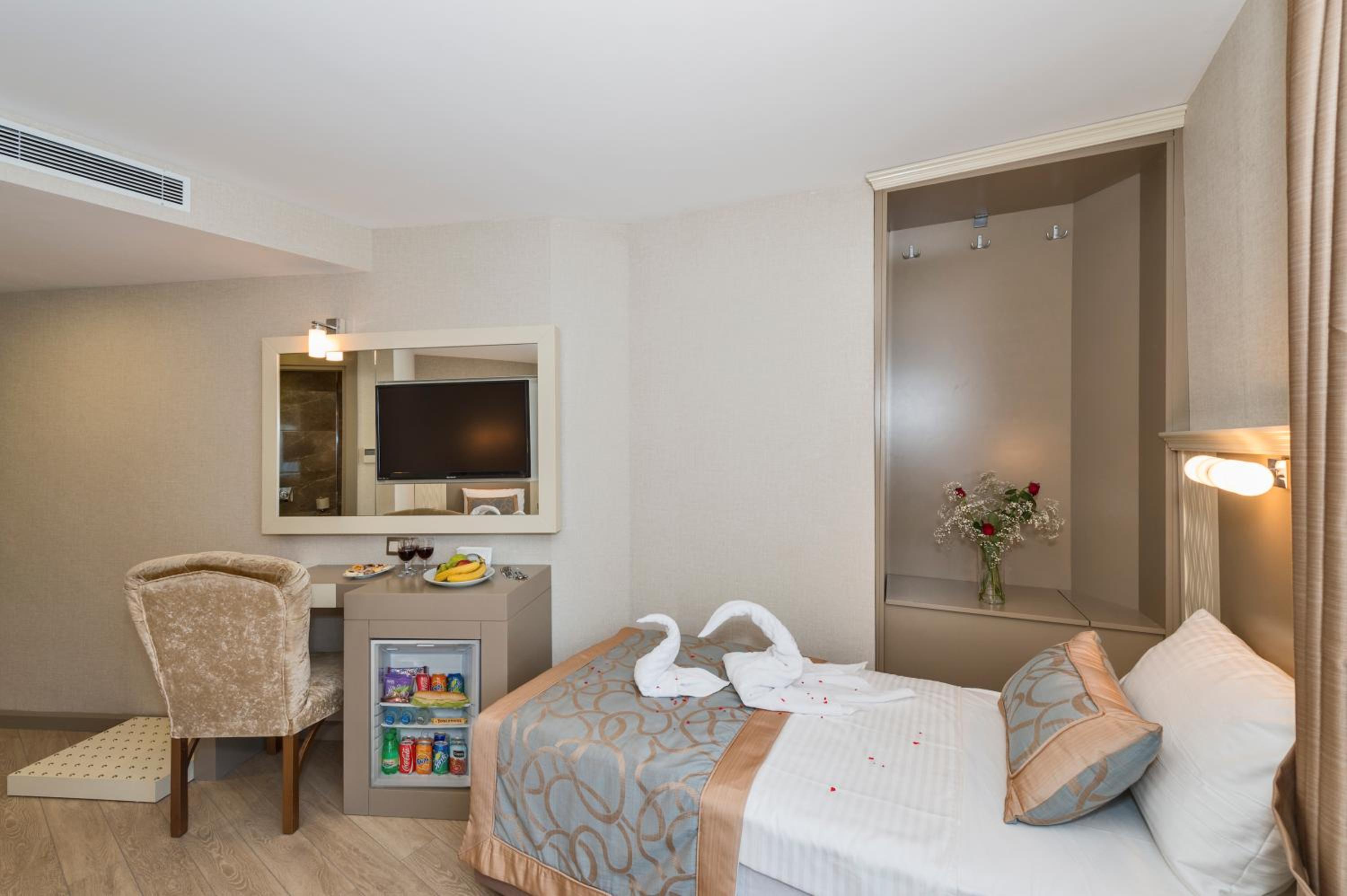 Marcello Hotel - Image 12