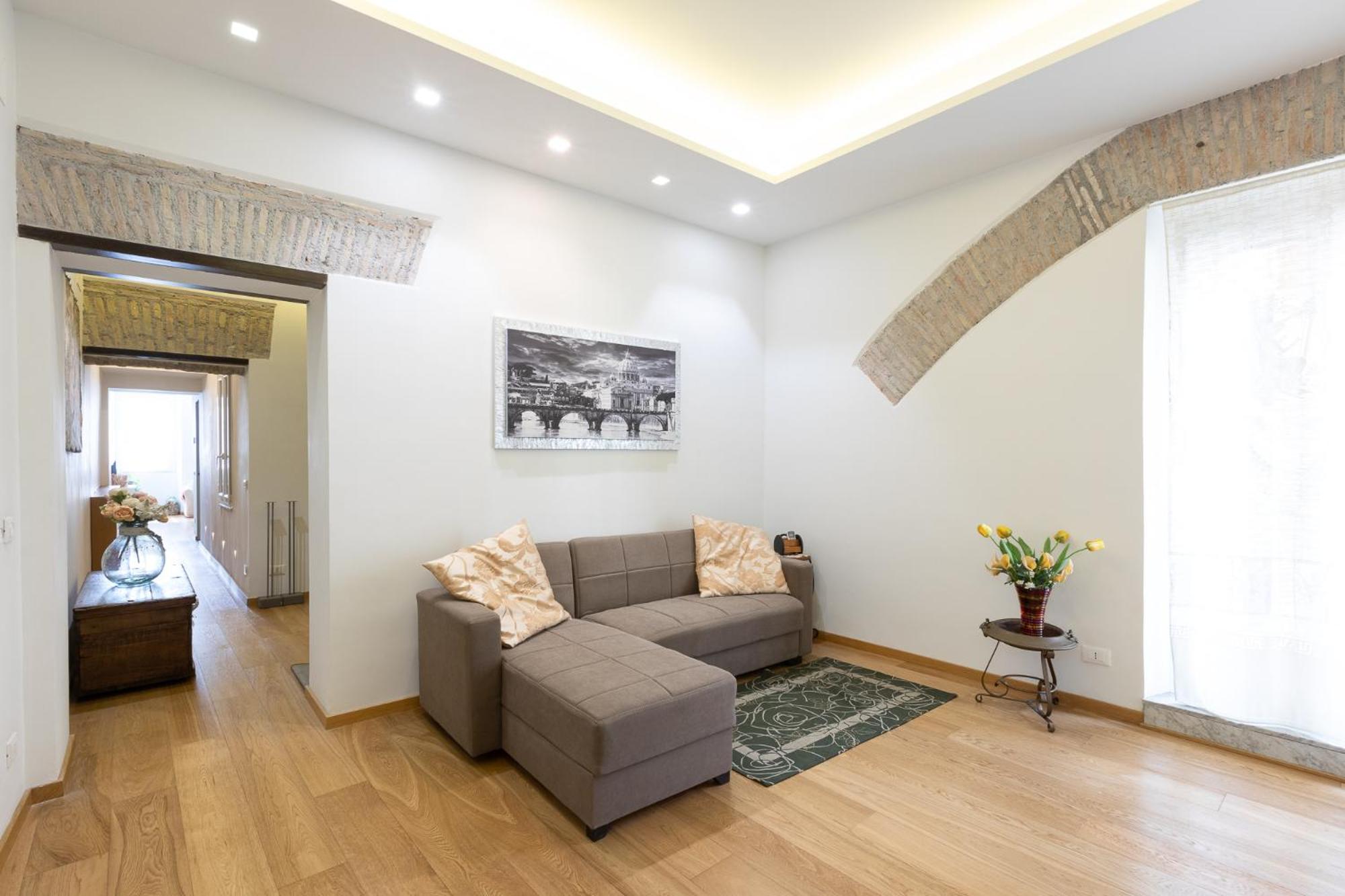 Trevi Rome Central House