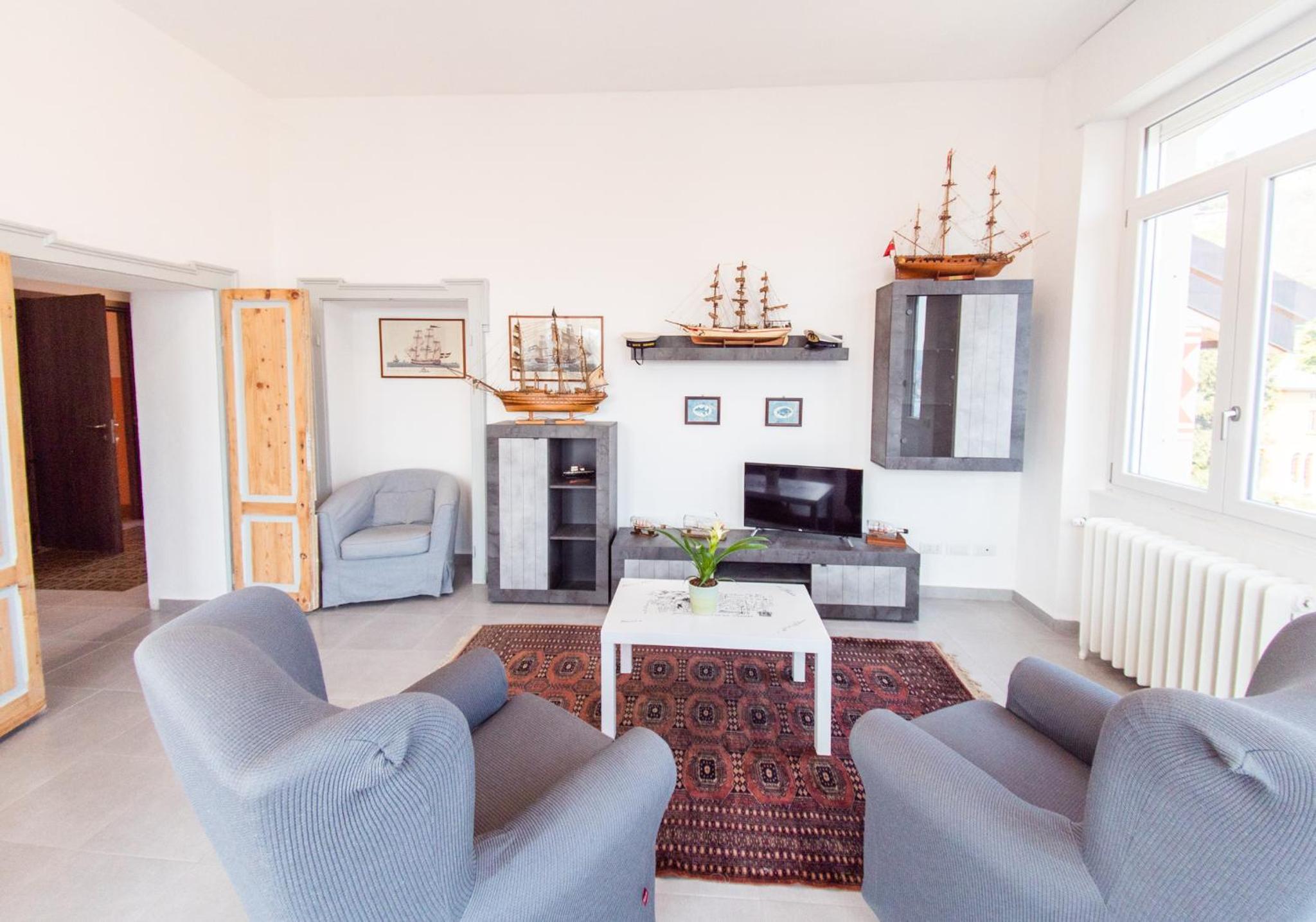 VILLA SILVIA-by Home Sitter Como
