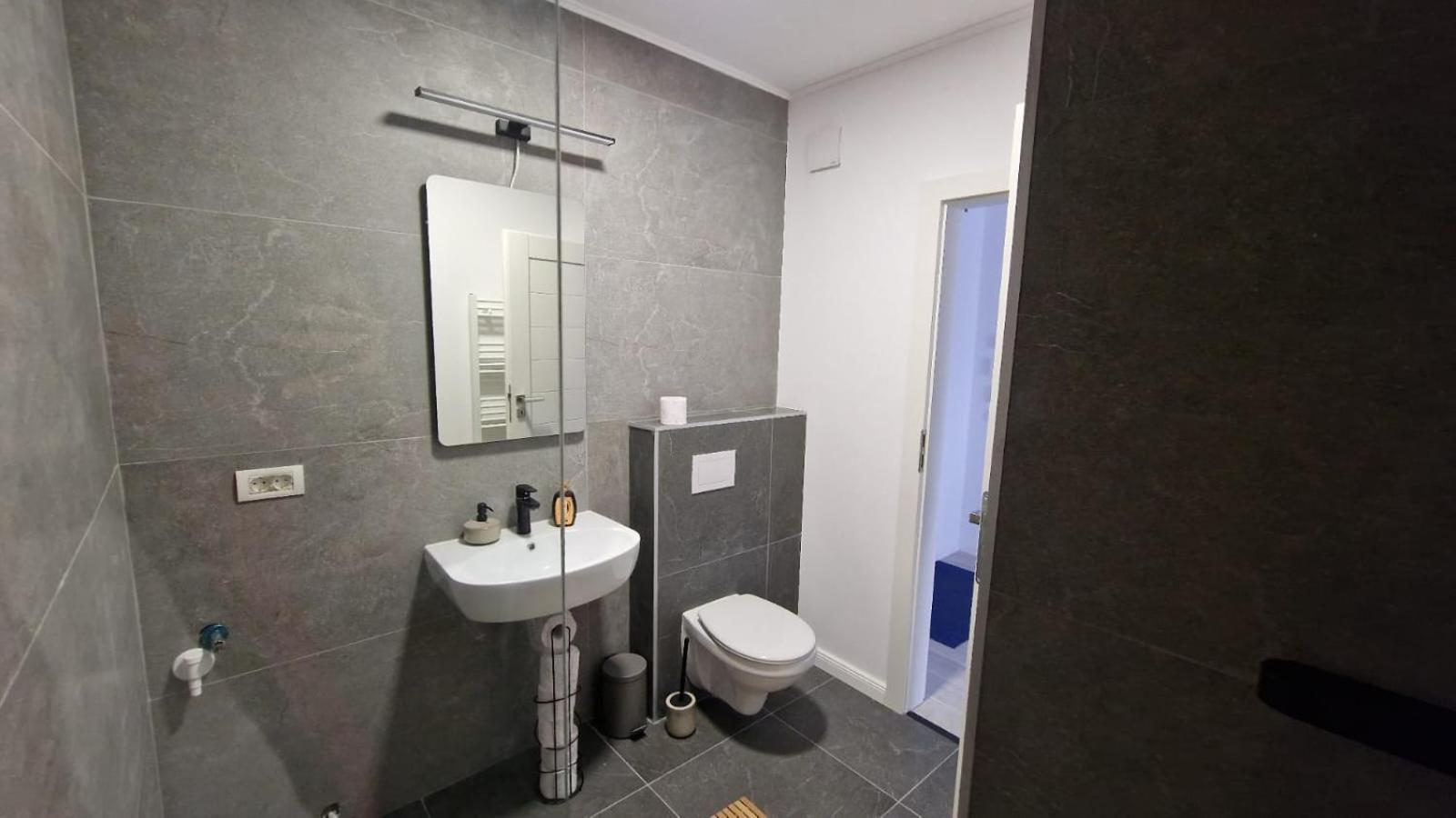 West Homes 36 view 2
