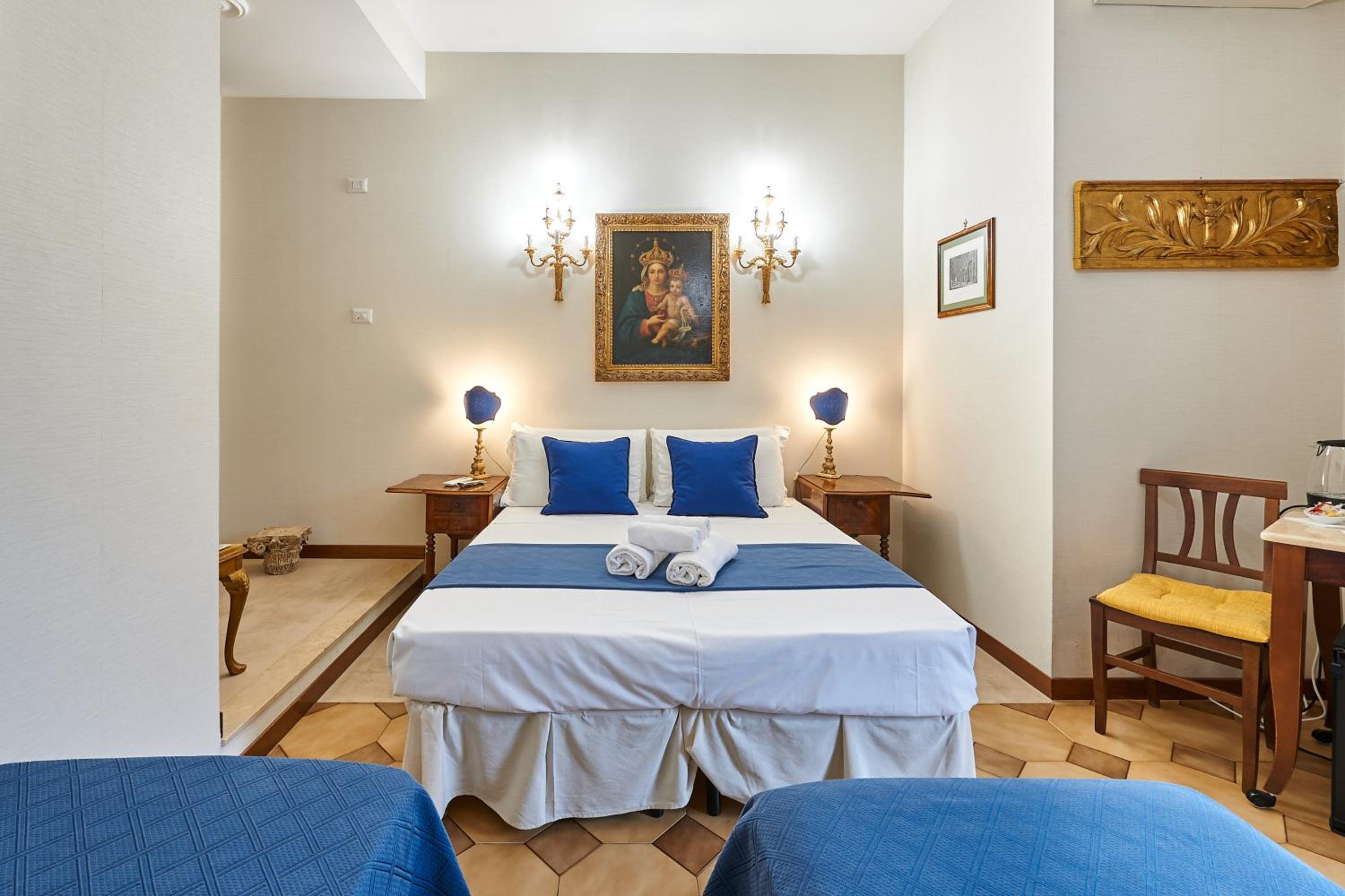 Fabrizio's Rooms