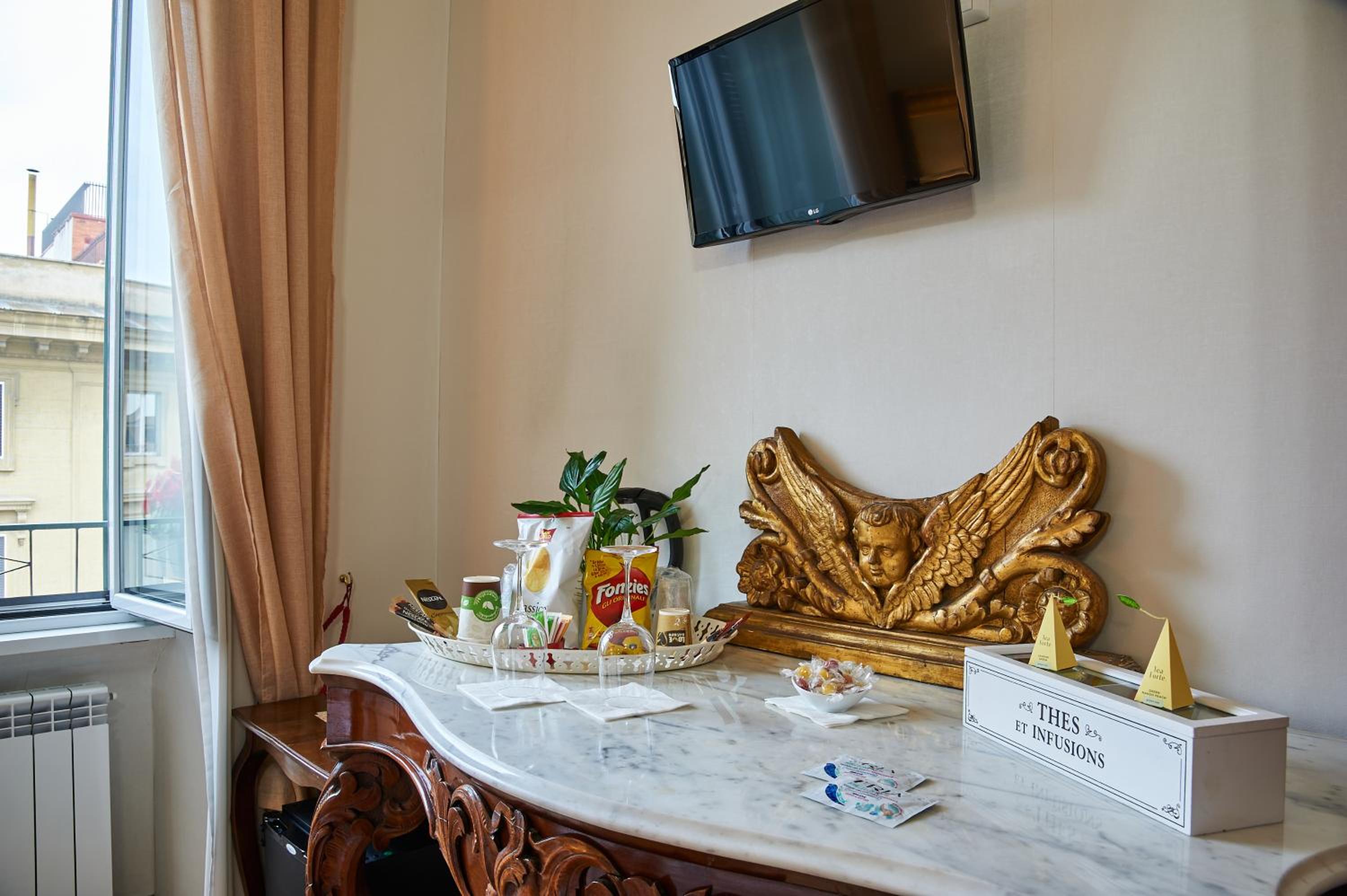 Fabrizio's Rooms