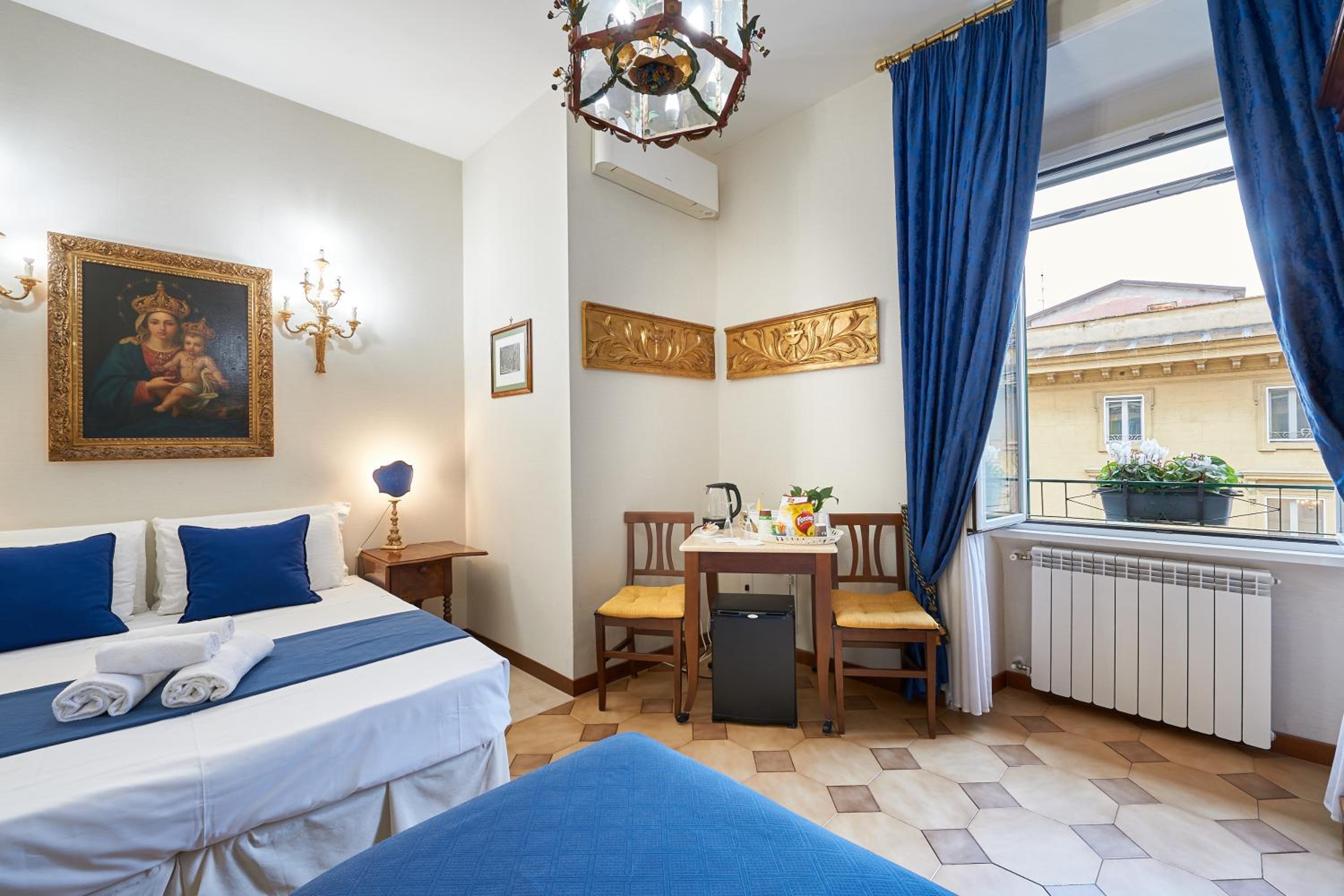 Fabrizio's Rooms