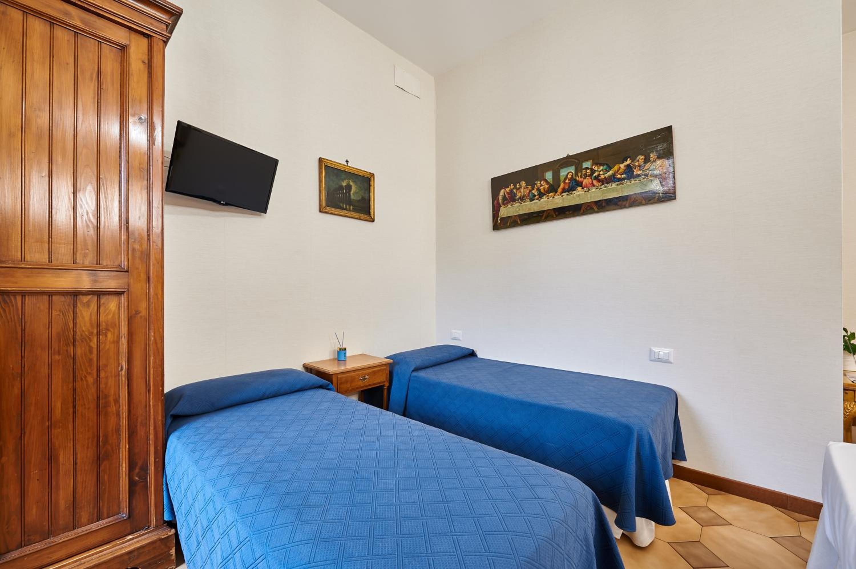 Fabrizio's Rooms