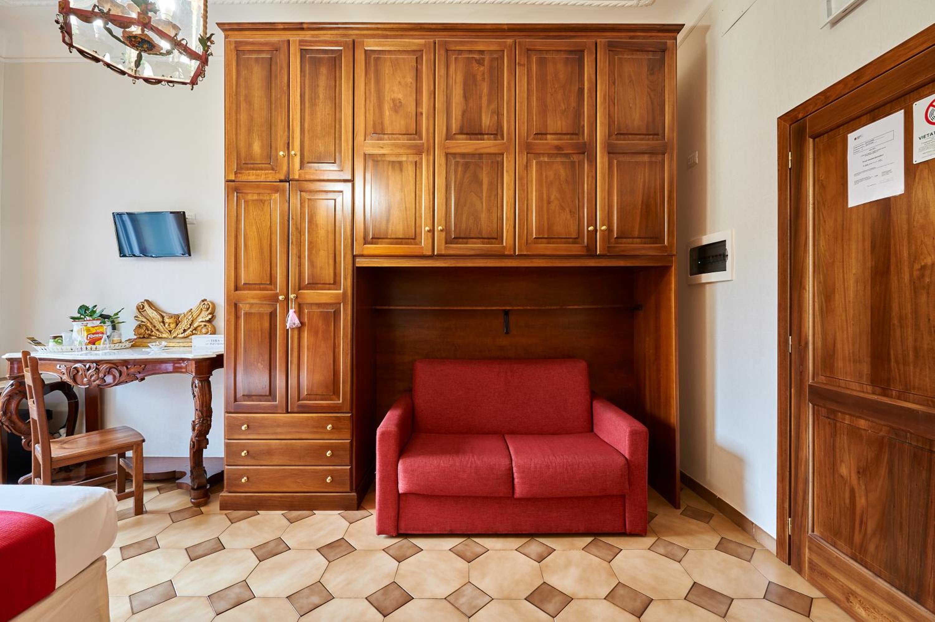 Fabrizio's Rooms