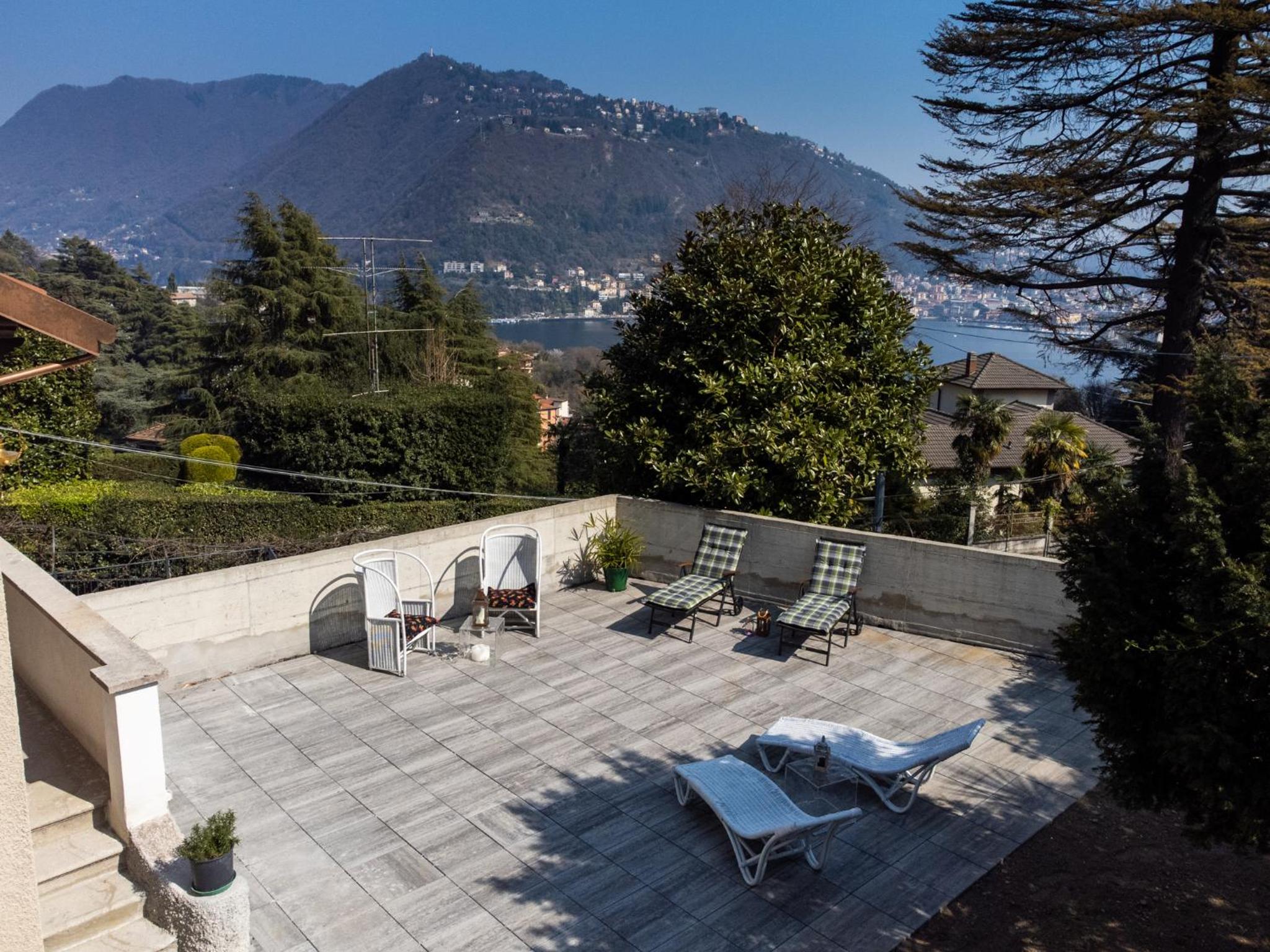 VILLA SILVIA-by Home Sitter Como