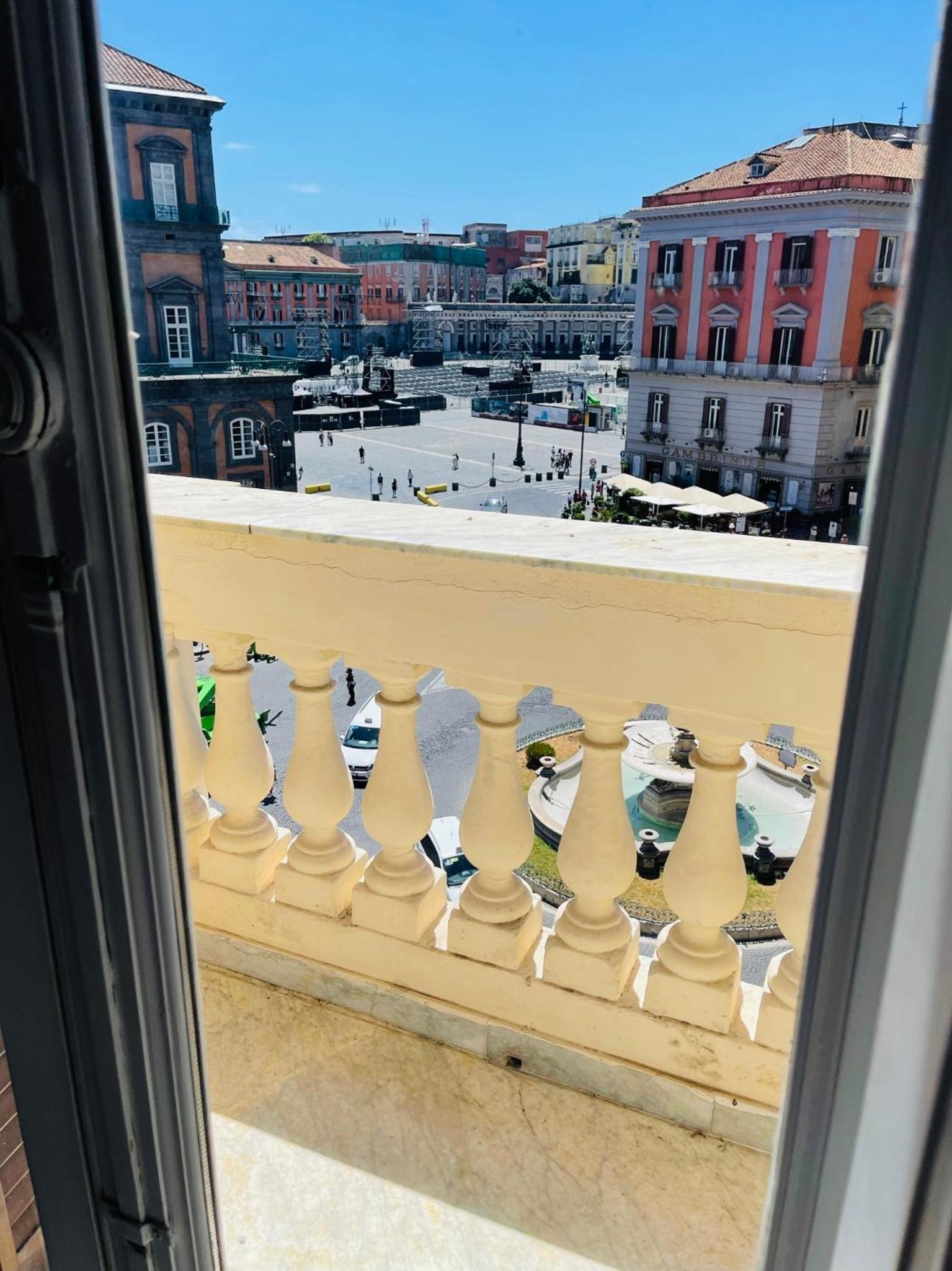 Appartamento sul Teatro San Carlo