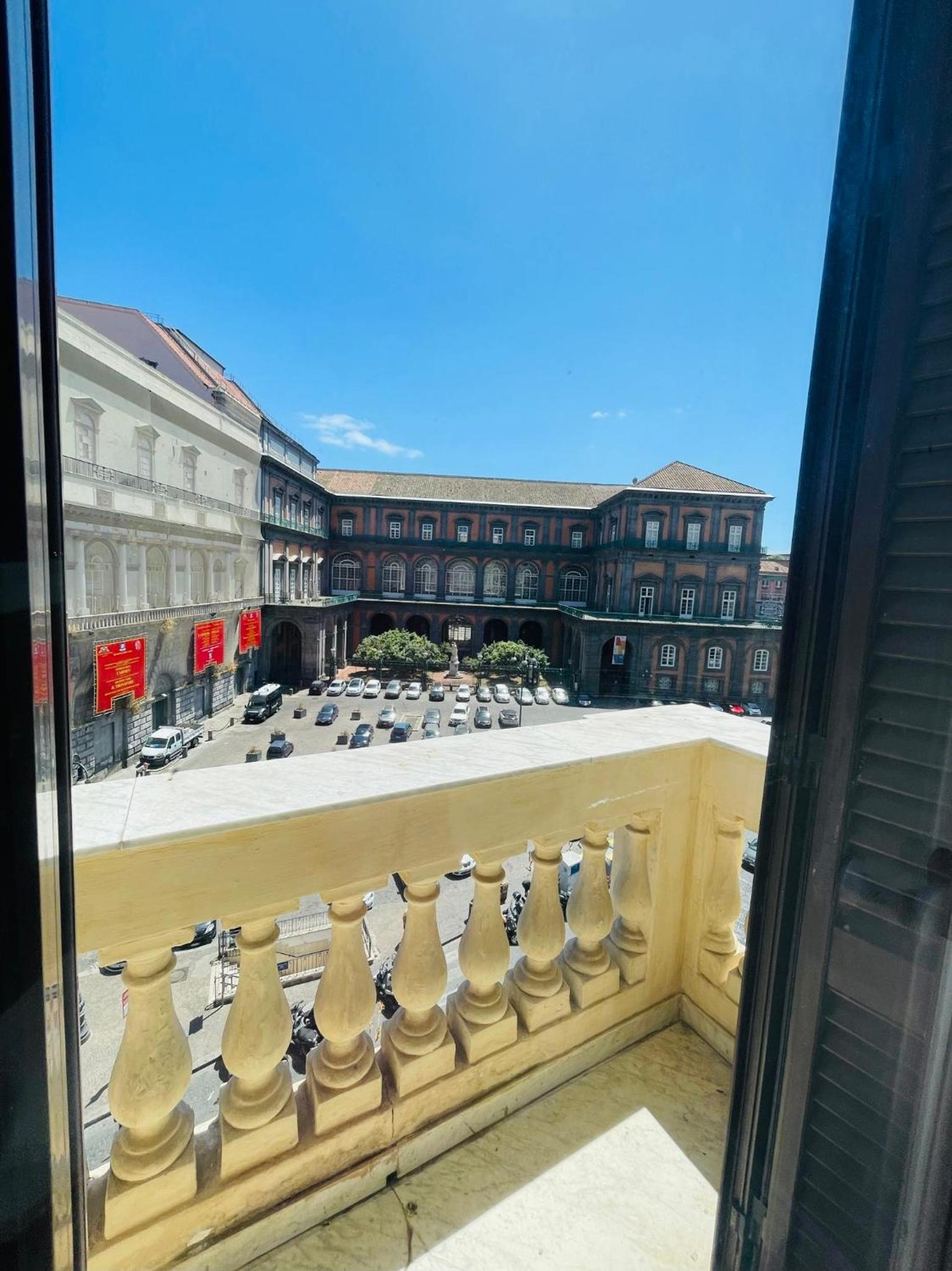 Appartamento sul Teatro San Carlo