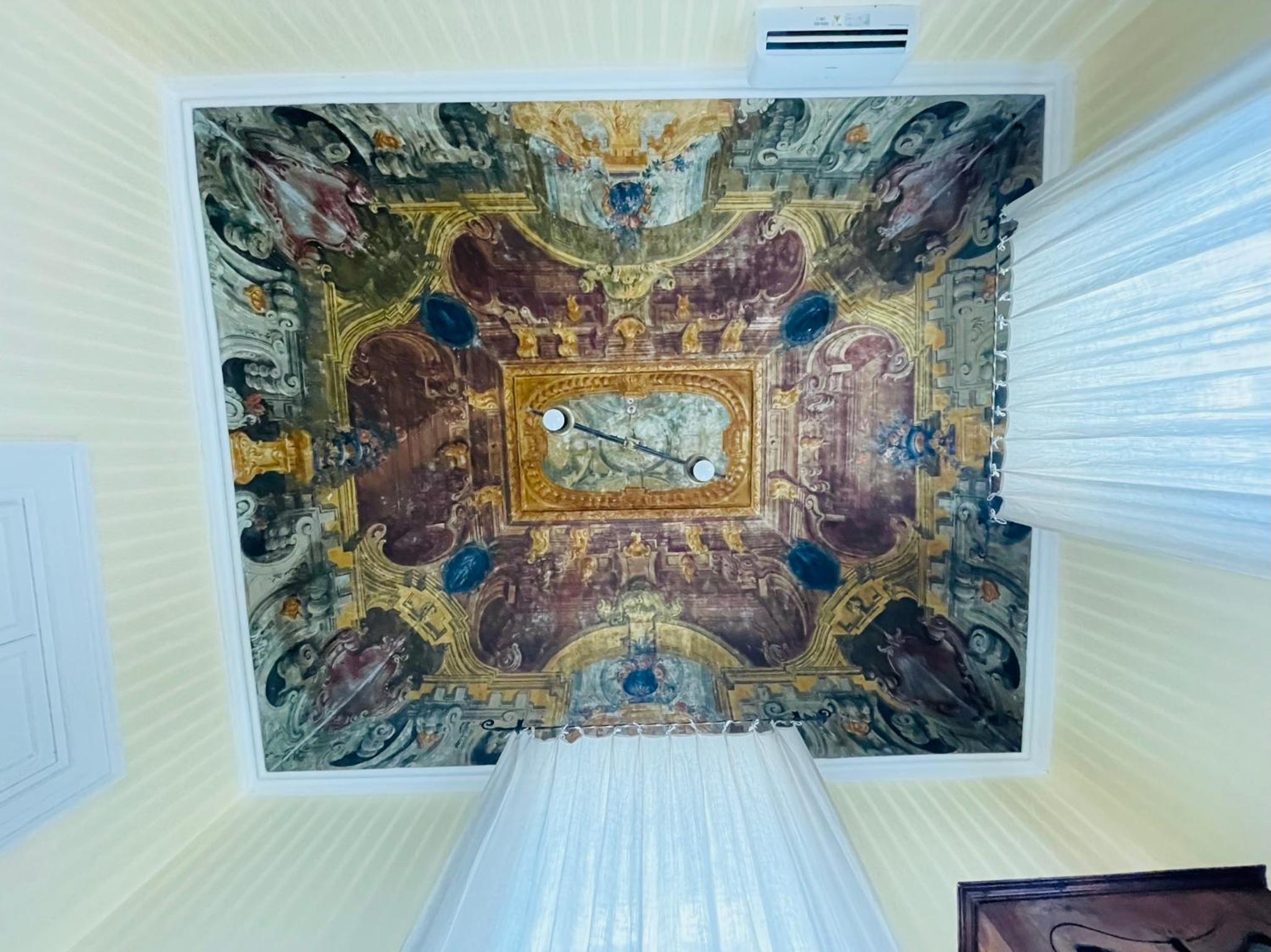 Appartamento sul Teatro San Carlo