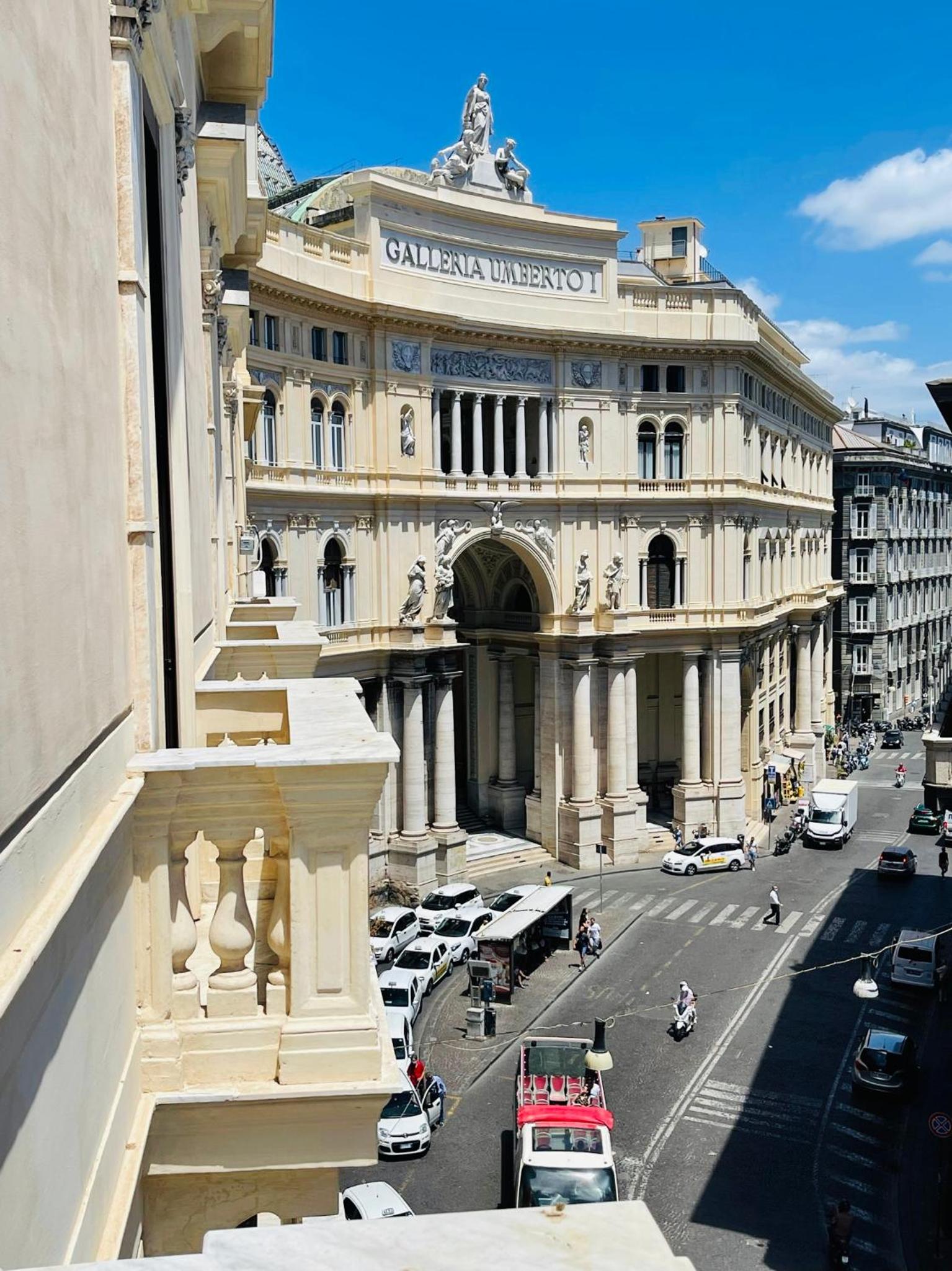 Appartamento sul Teatro San Carlo