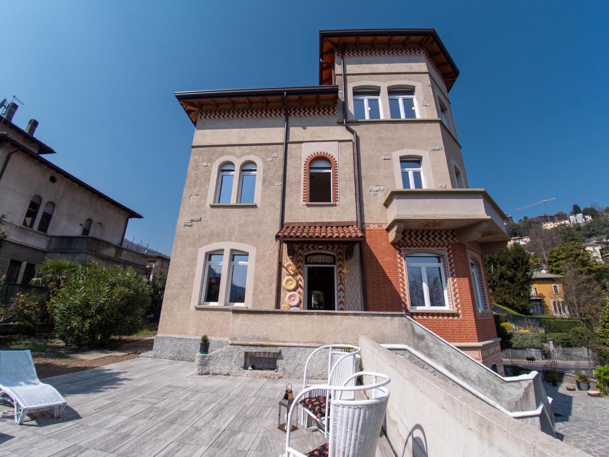VILLA SILVIA-by Home Sitter Como